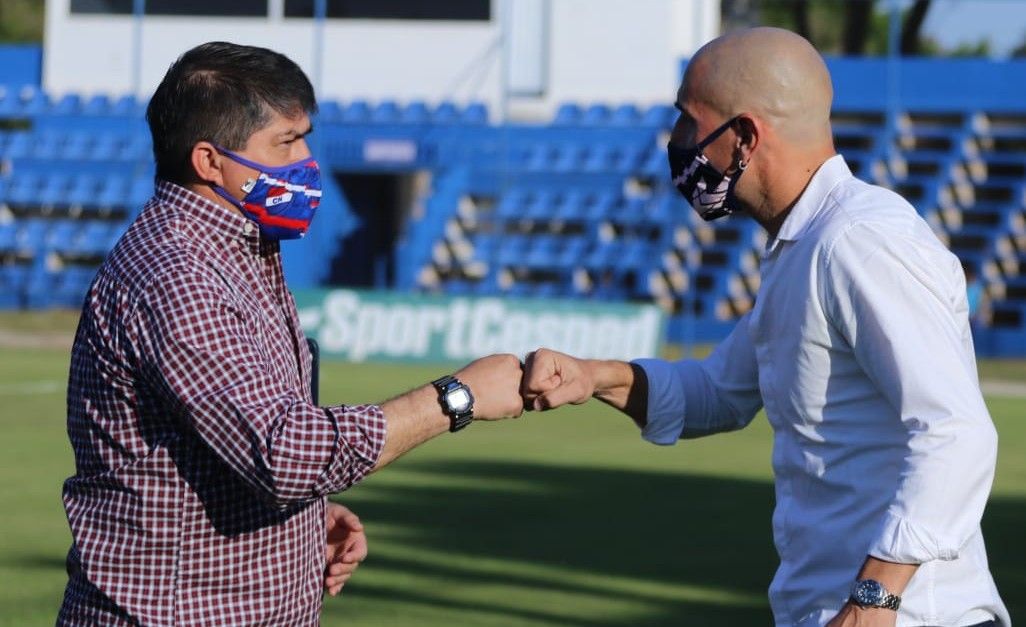 Tiburon Saludo (Paraguay) 02-08-20 (1)