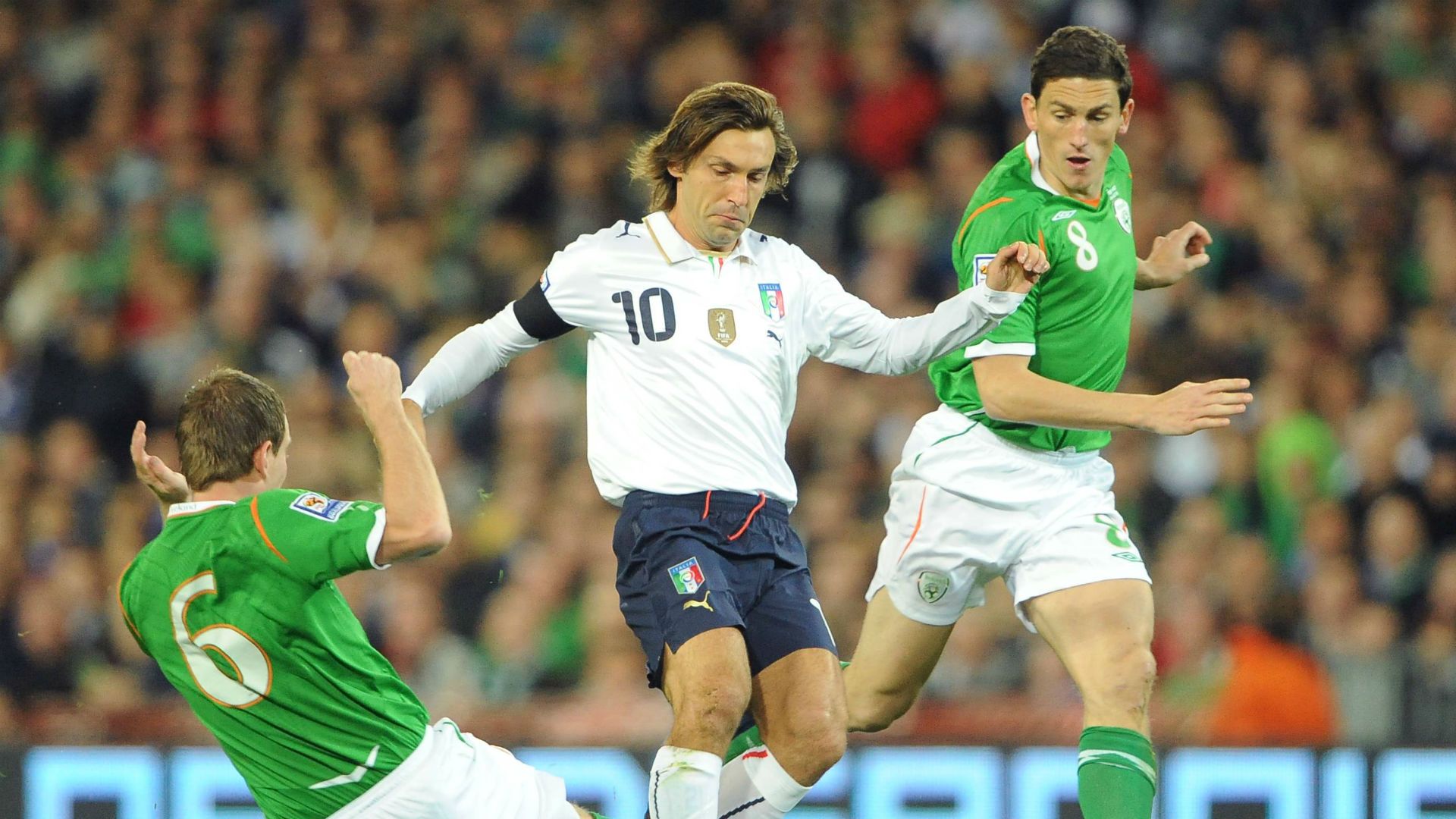 Glenn Whelan Ireland Andrea Pirlo Italy Keith Andrews Ireland 01042009