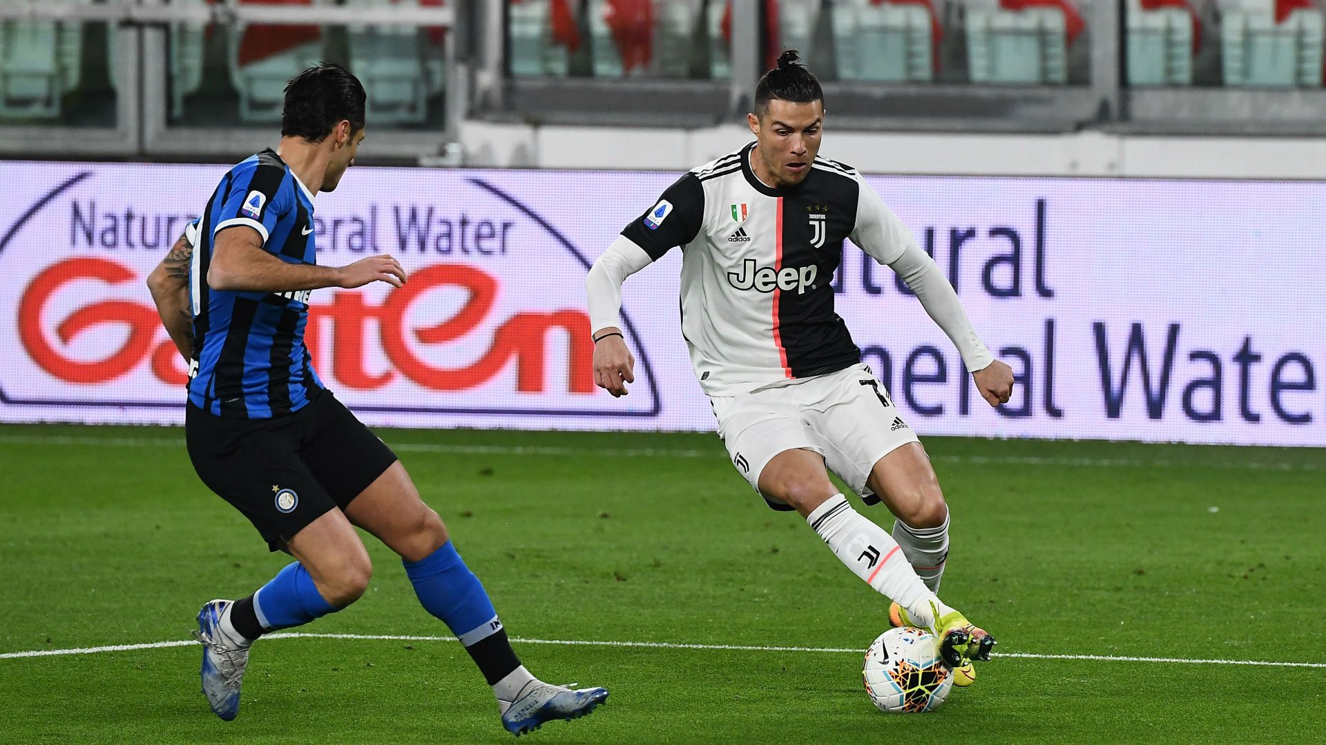 Cristiano Ronaldo Antonio Candreva Juventus Inter