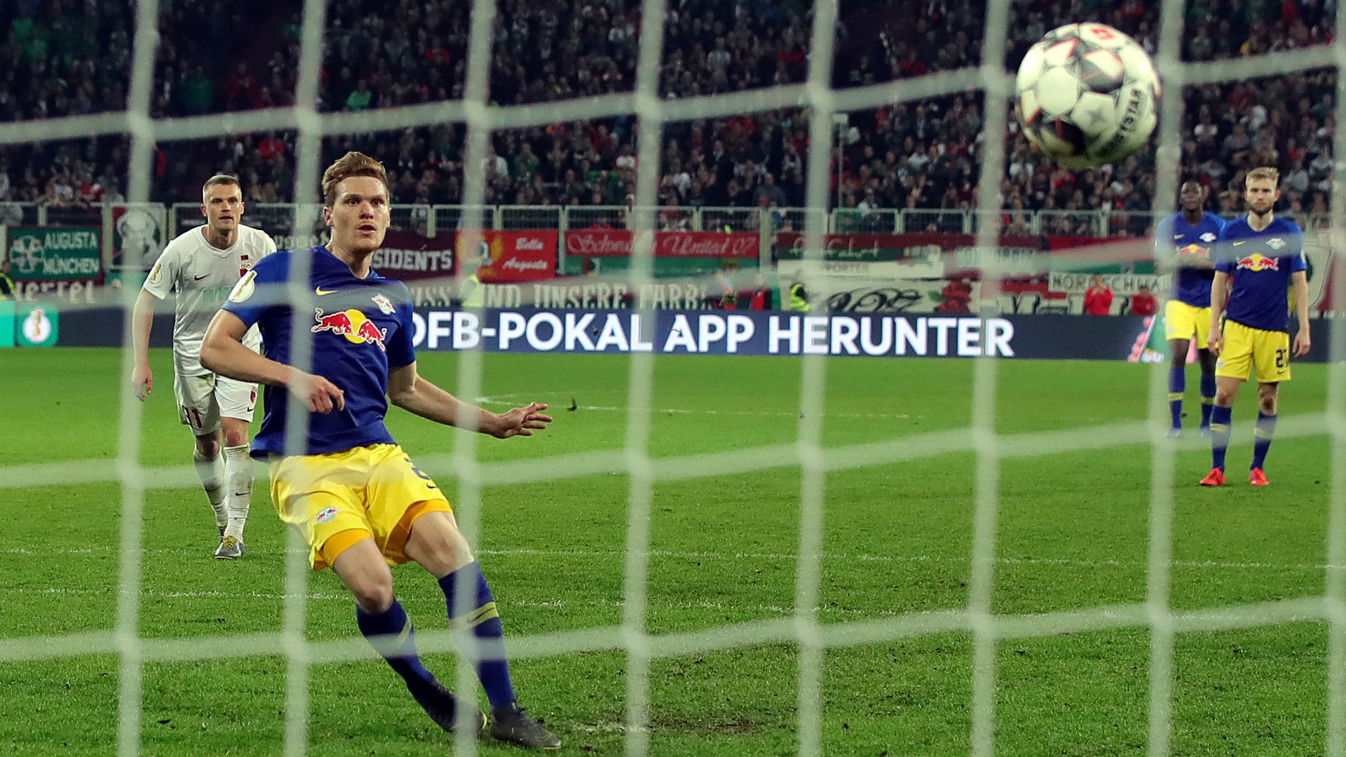 MARCEL HALSTENBERG RB LEIPZIG DFB POKAL 02042019
