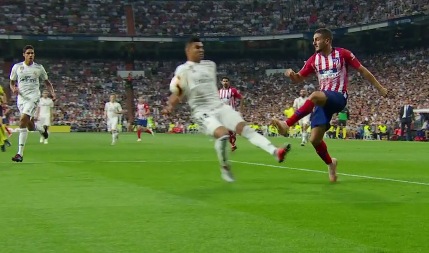 Casemiro mano Real Madrid Atlético mano