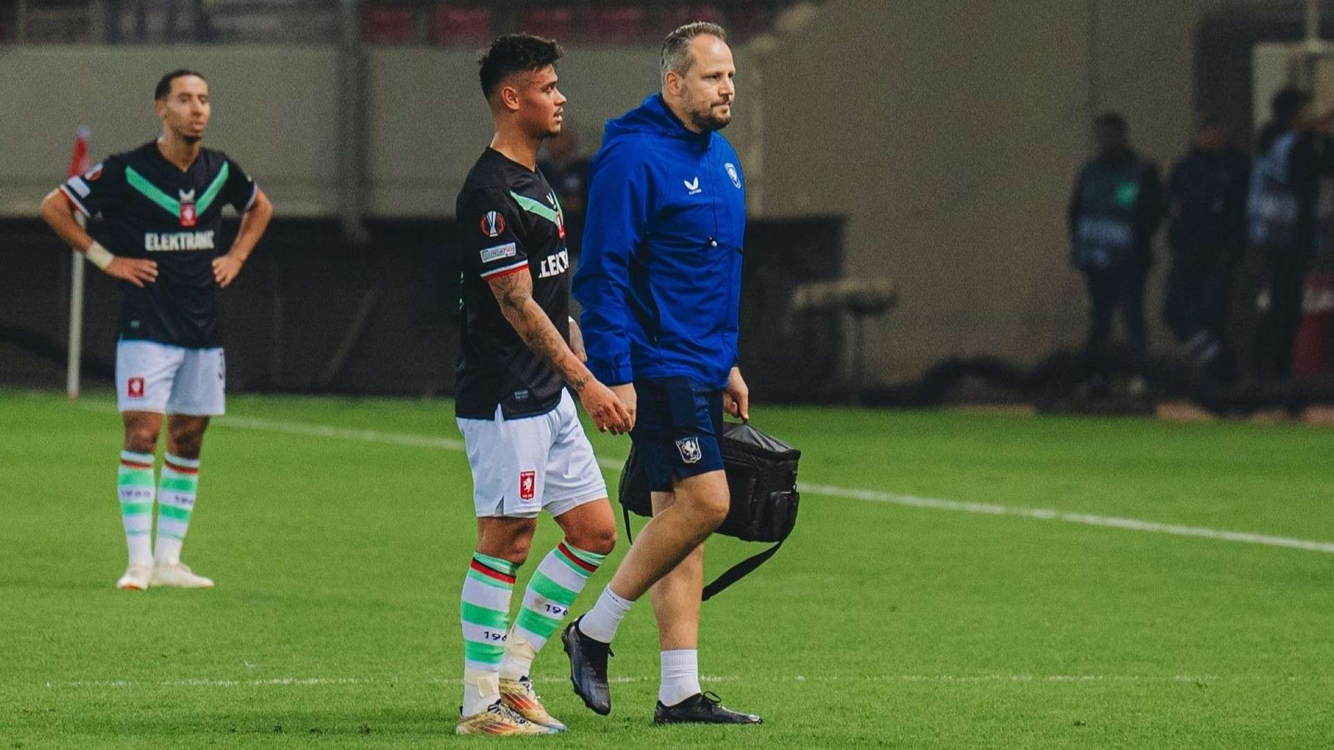 Mees Hilgers - FC Twente vs Olympiacos UEL 13122024