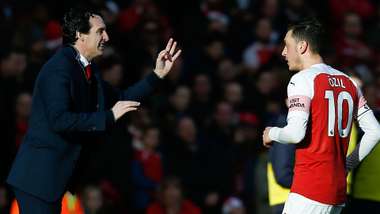 Unai Emery Mesut Özil FC Arsenal