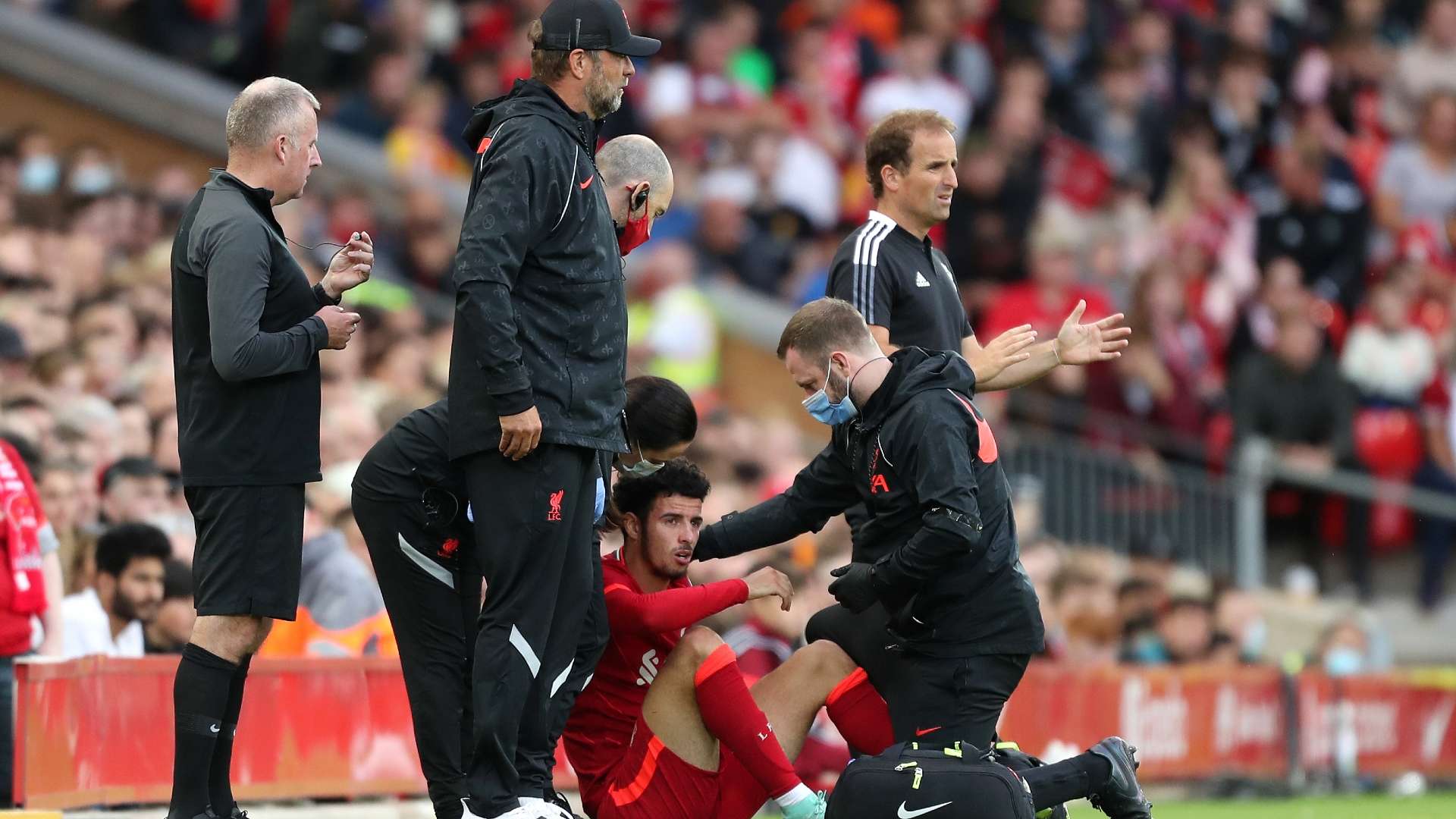 Curtis Jones Liverpool 2021-22