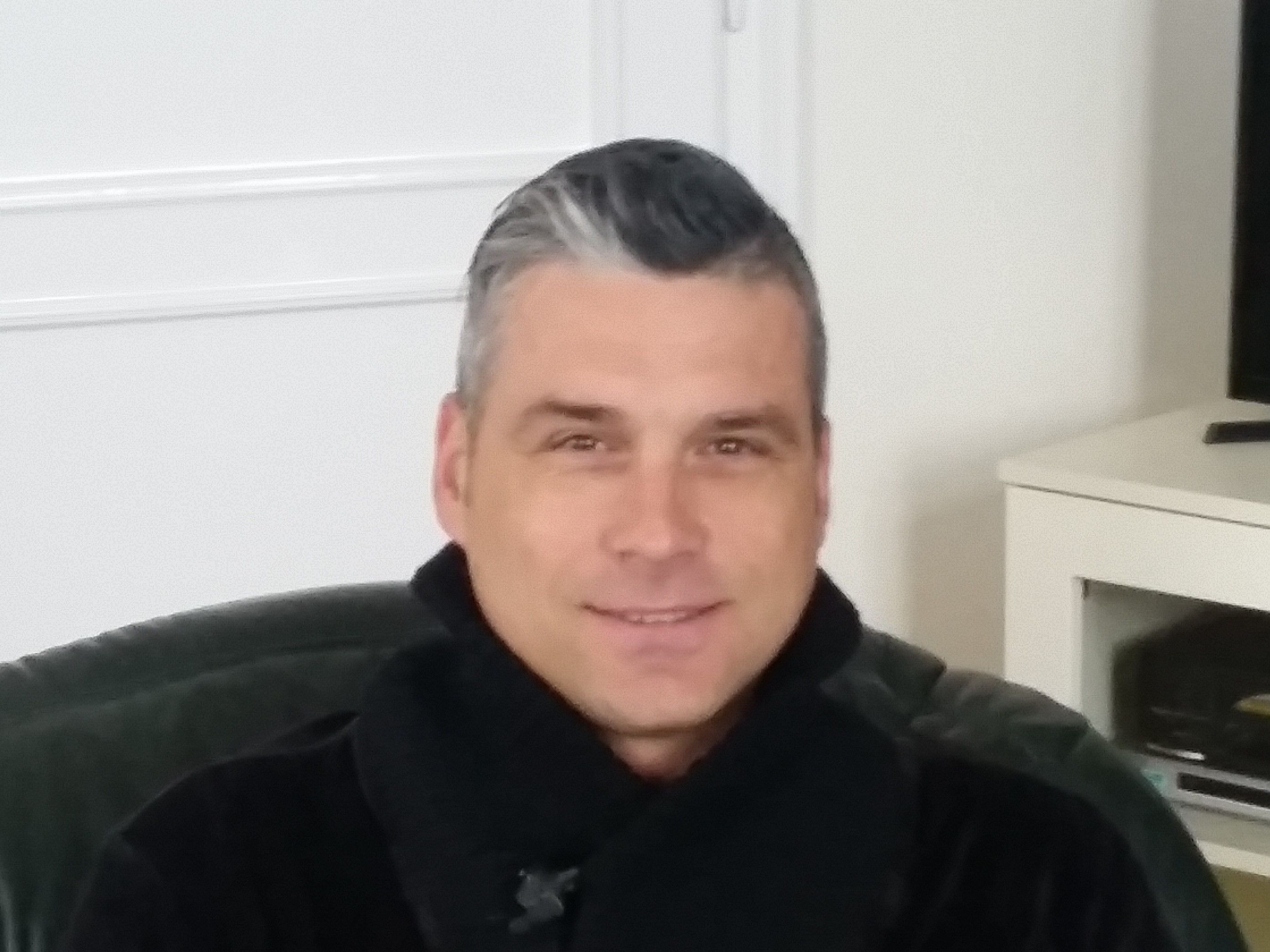 Dragóner Attila