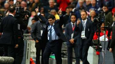 Diego Maradona Tottenham Liverpool