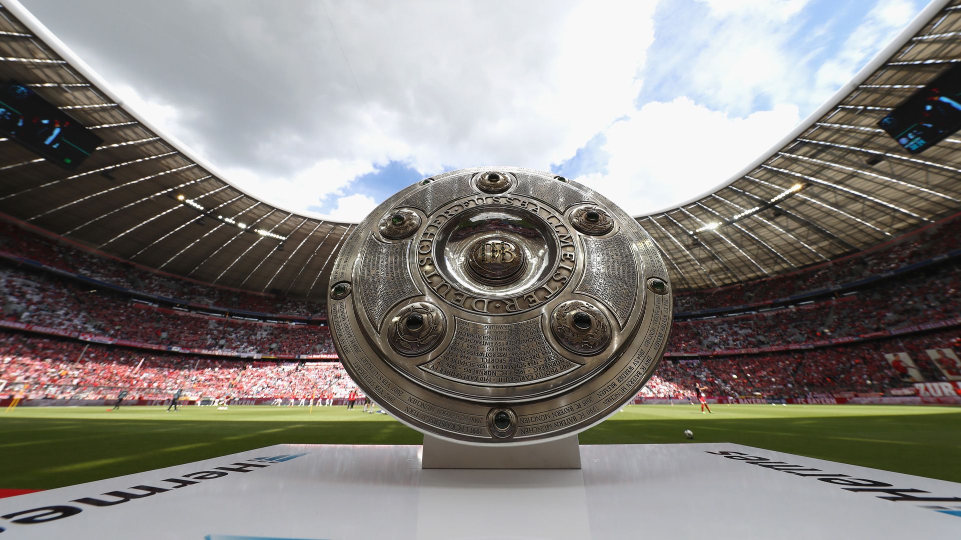 FC Bayern Meisterschale 19052017