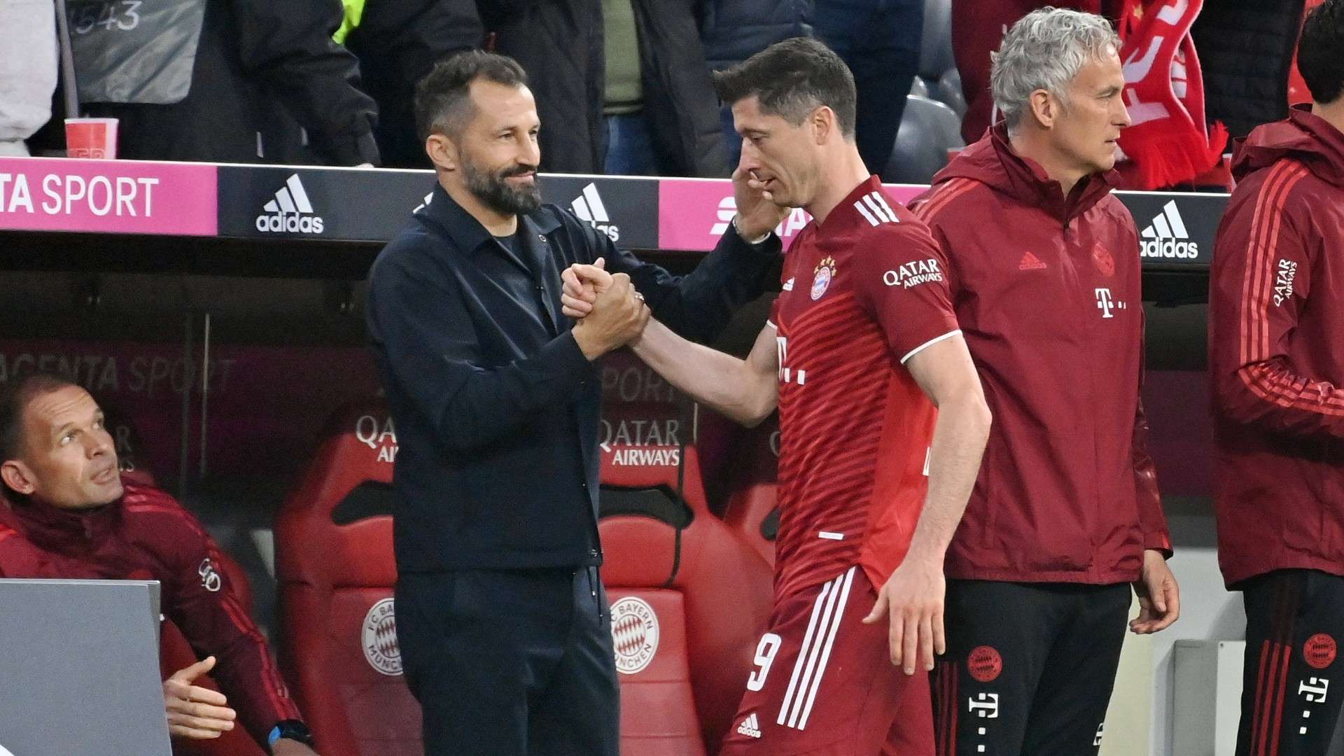 Hasan Salihamidzic Robert Lewandowski FC Bayern München