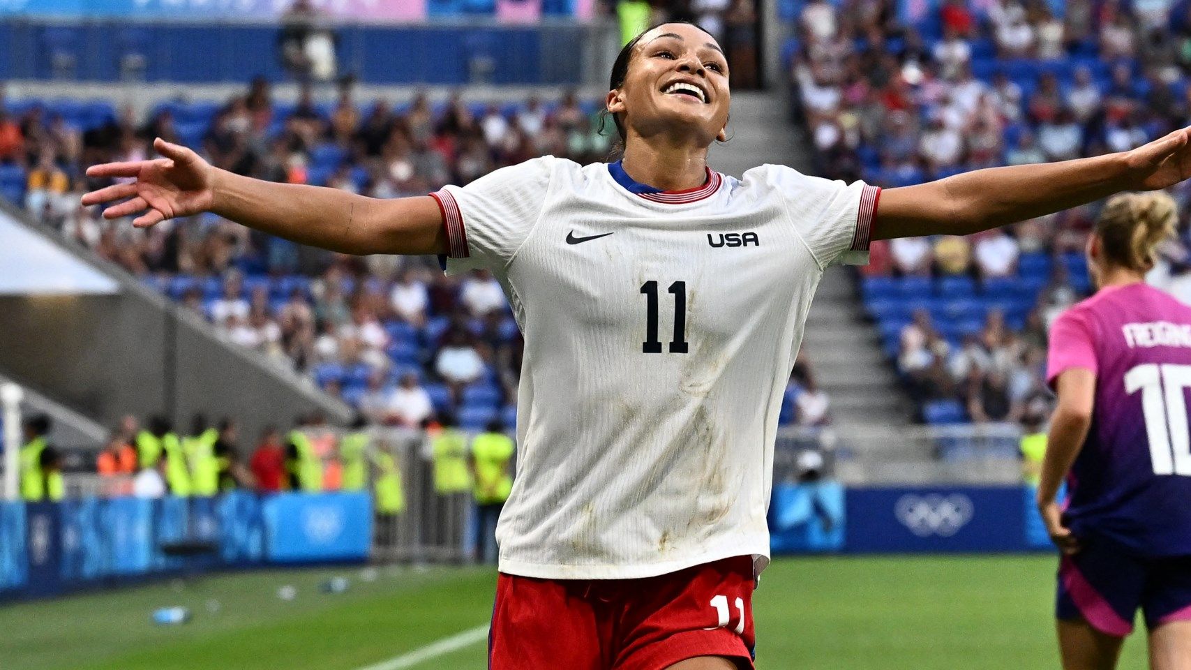 Sophia Smith USWNT Olympics HIC