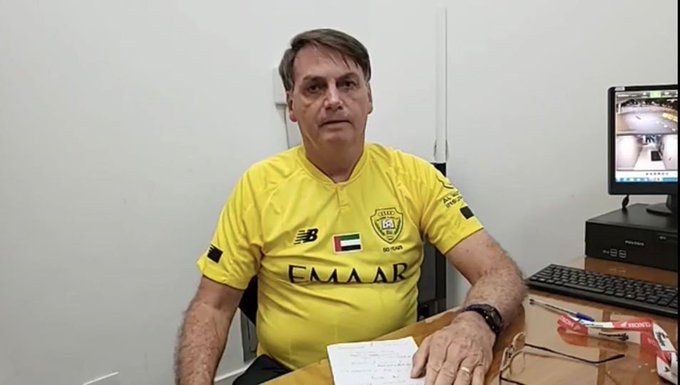 جايير بولسونارو رئيس دولة البرازيل - قميص الوصل