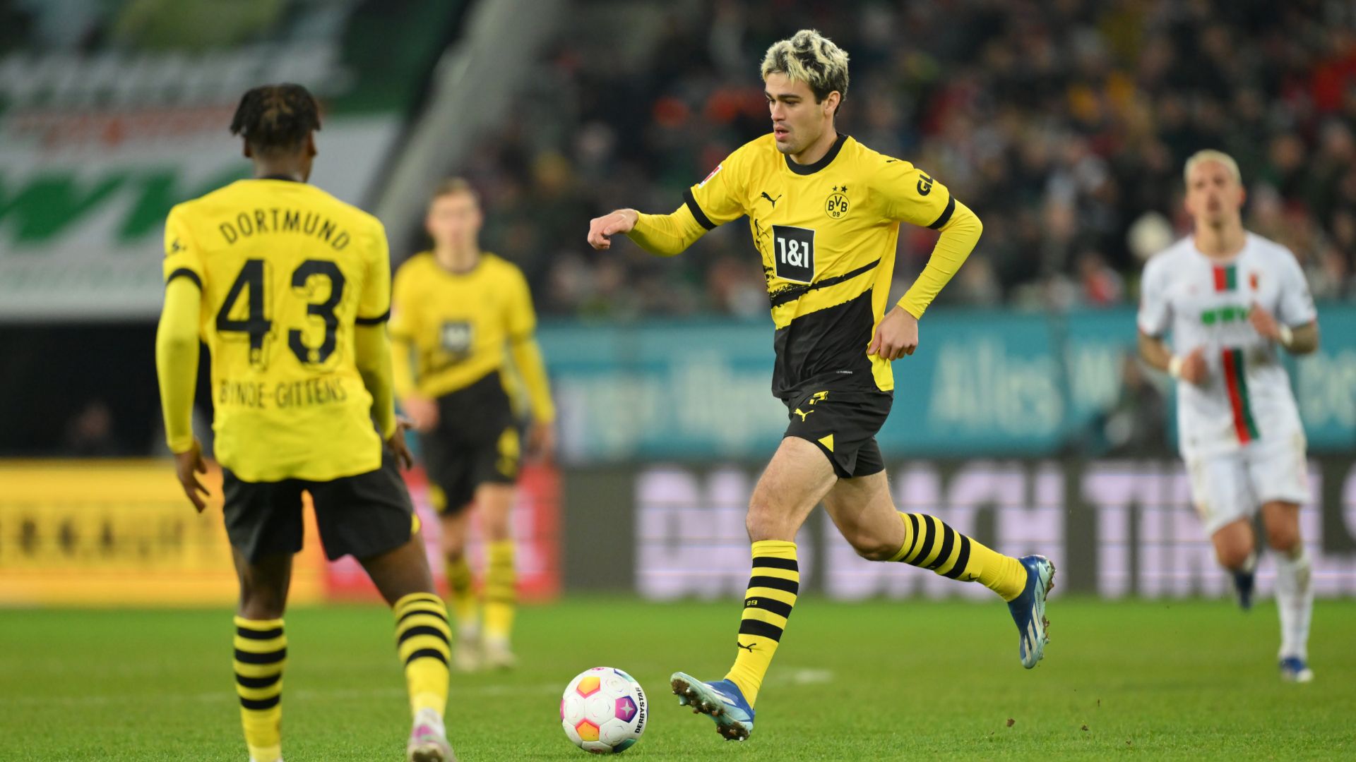 Gio Reyna Borussia Dortmund 2023-24