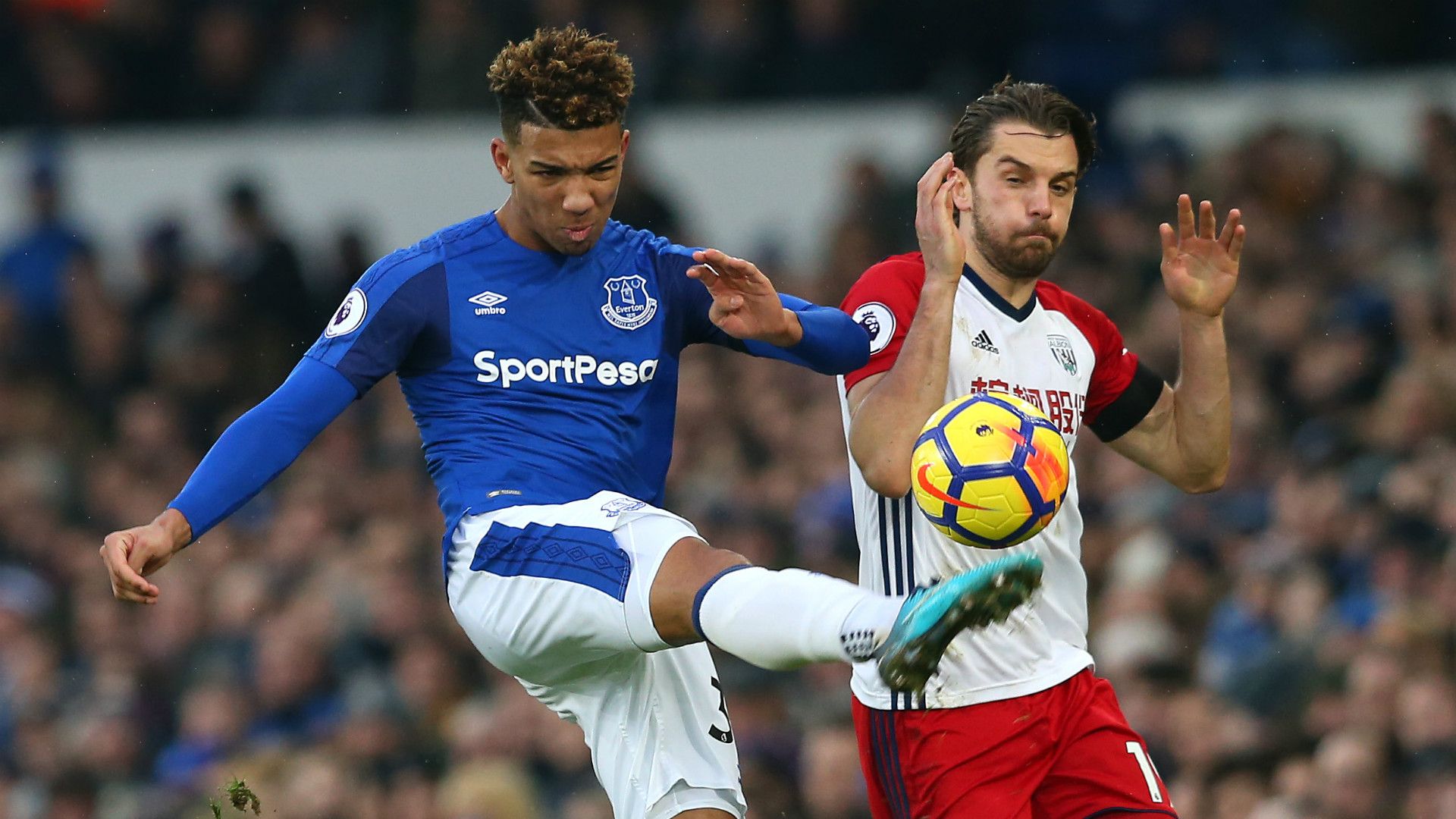 MASON HOLGATE EVERTON