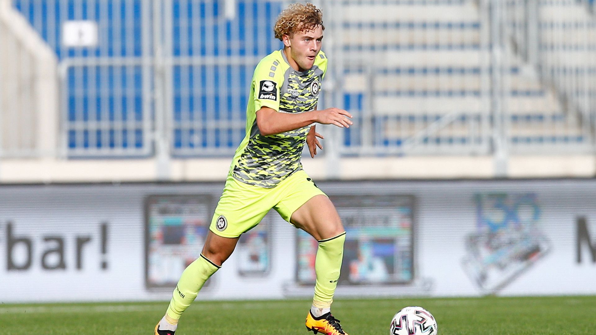 ONY GER Wehen v Bayern II