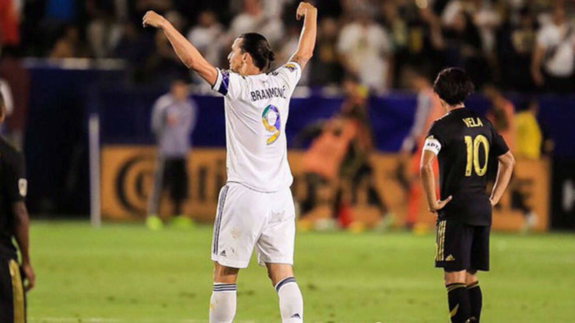 Zlatan Ibrahimovic Carlos Vela