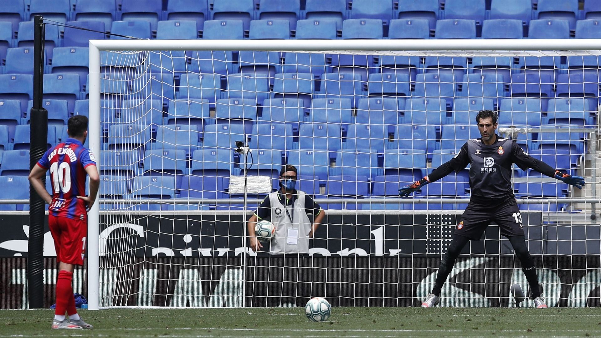 Diego López y Edu Expósito, Espanyol vs. Eibar
