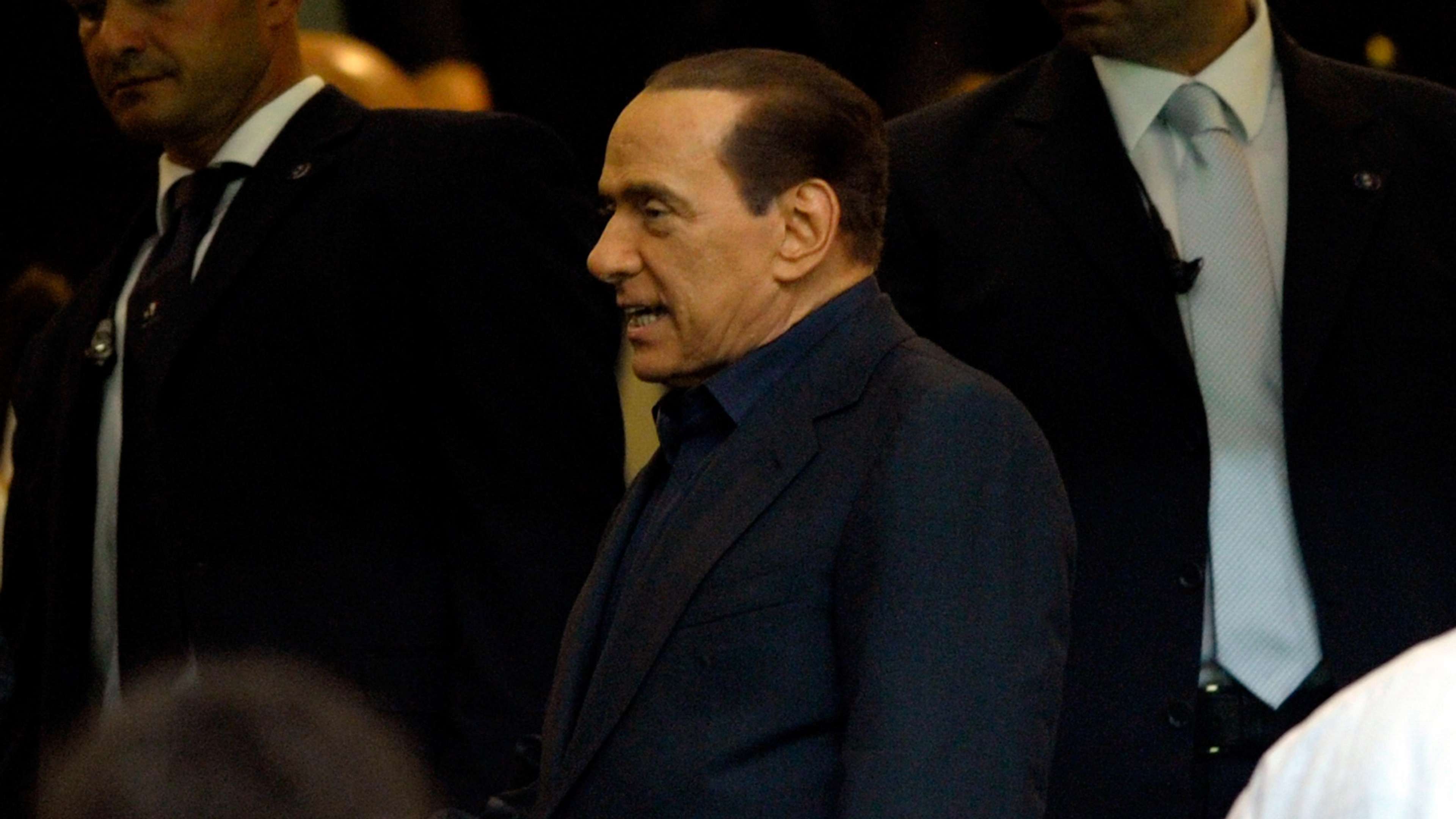 Silvio Berlusconi AC Mailand 21102011