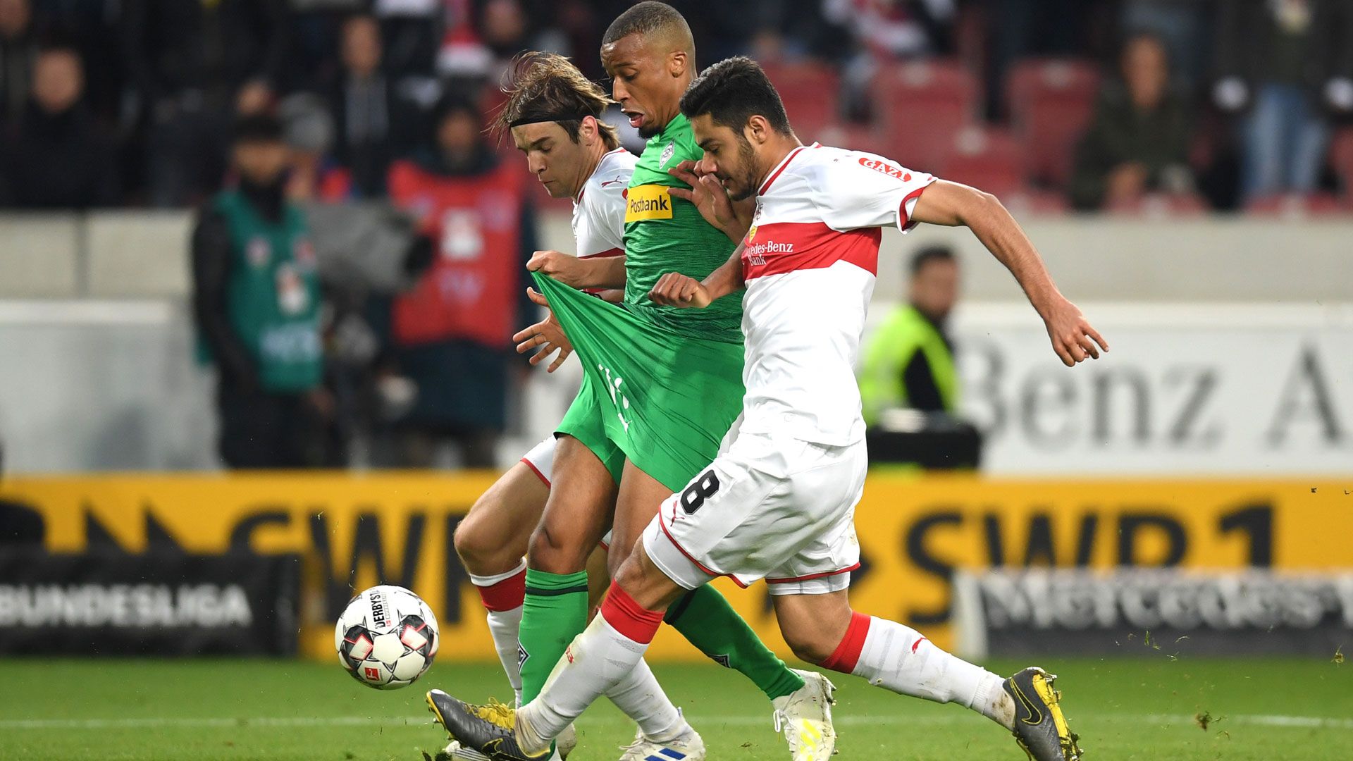 alassane plea bmg stuttgart möchengladbach 270419