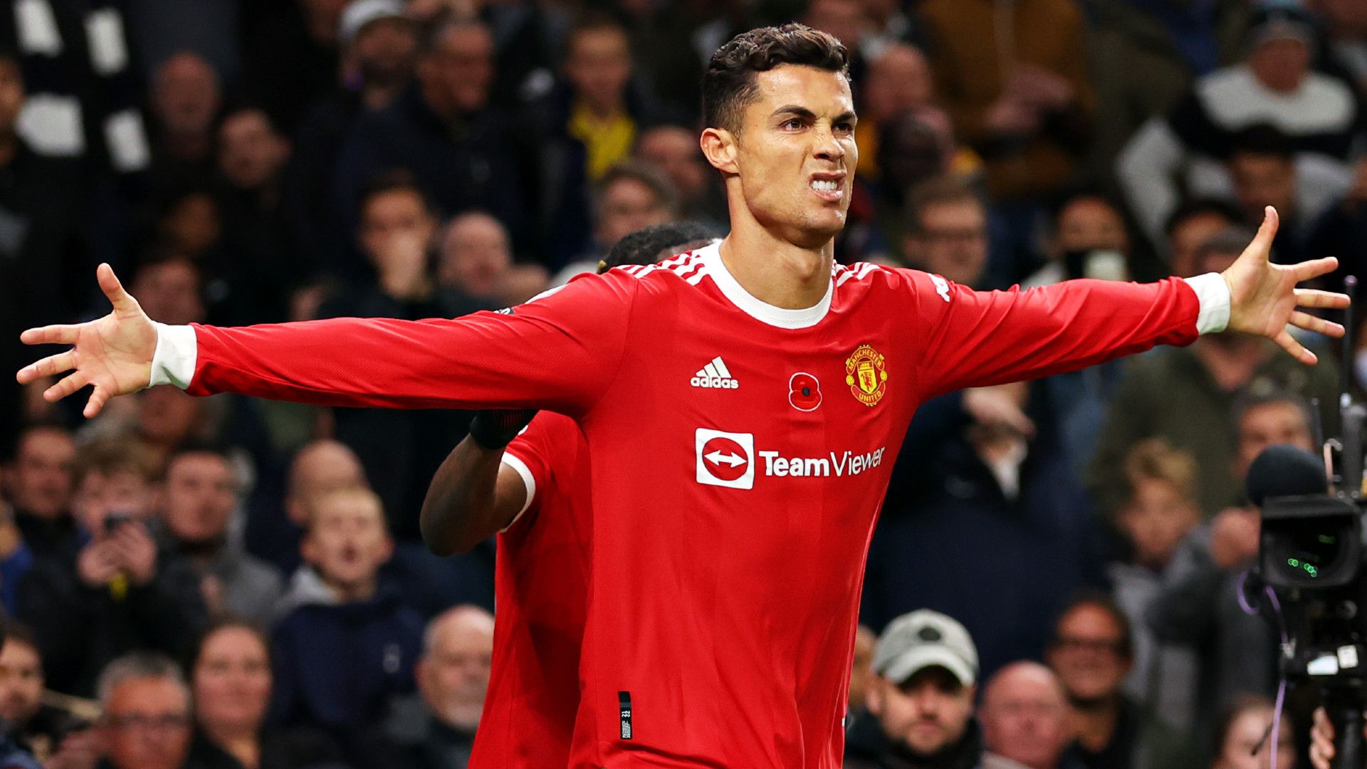 CRISTIANO RONALDO MANCHESTER UNITED PREMIER LEAGUE 30102021