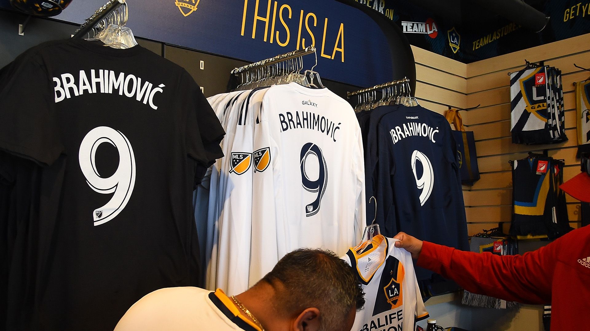 Zlatan Ibrahimovic shirts LA Galaxy store 30032018