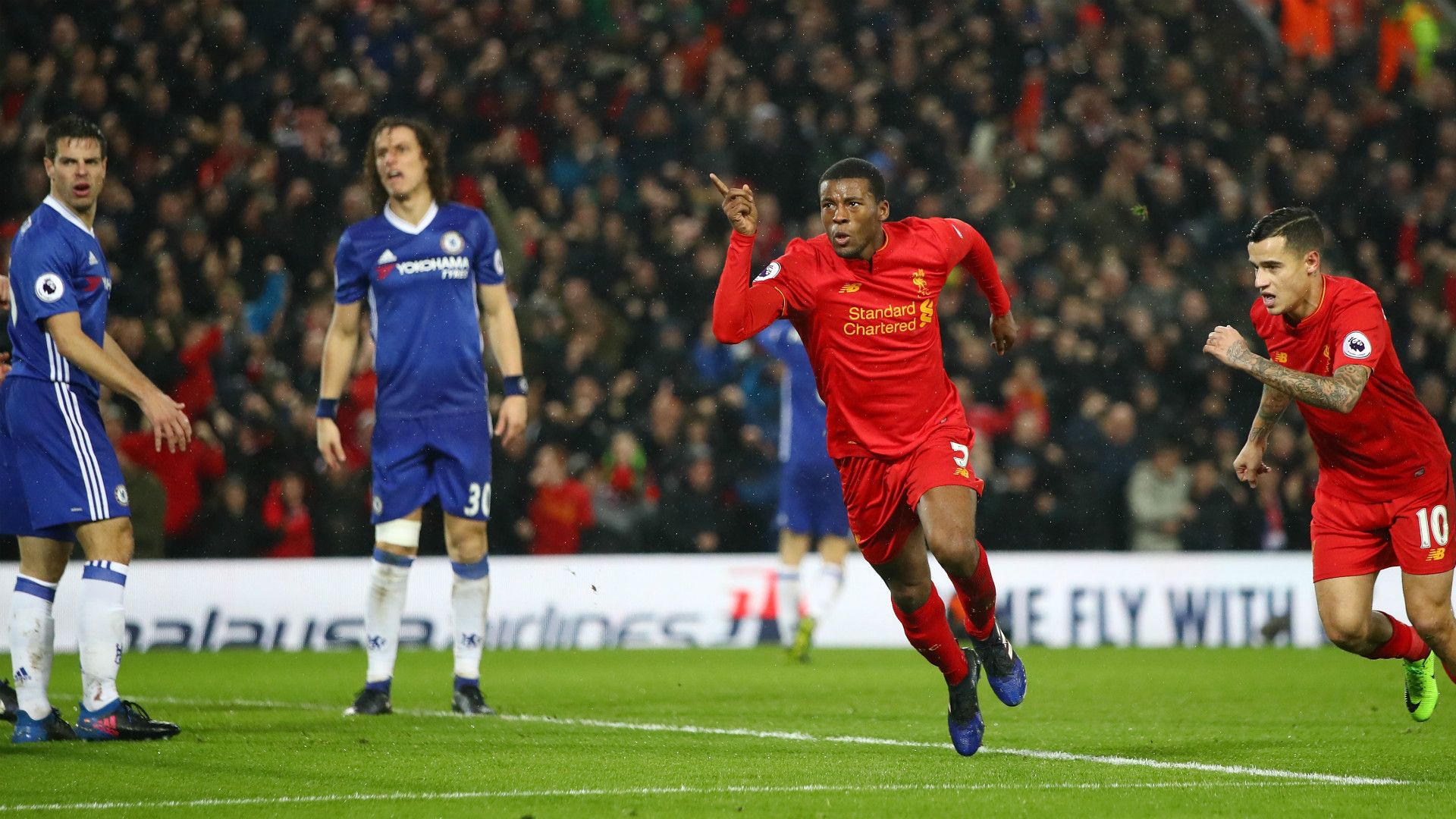 HD Wijnaldum Liverpool celebrate