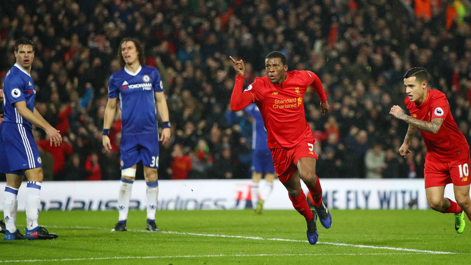 HD Wijnaldum Liverpool celebrate