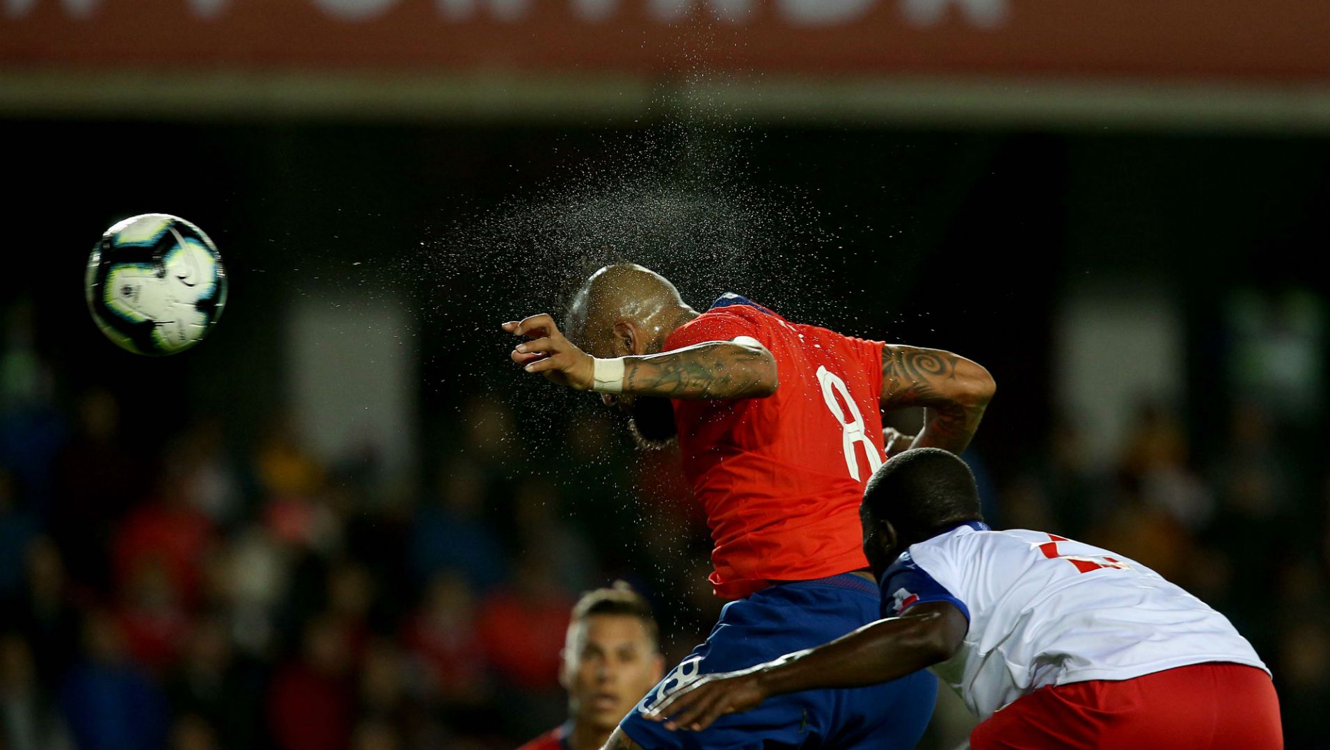 060619 Chile Haití Arturo Vidal