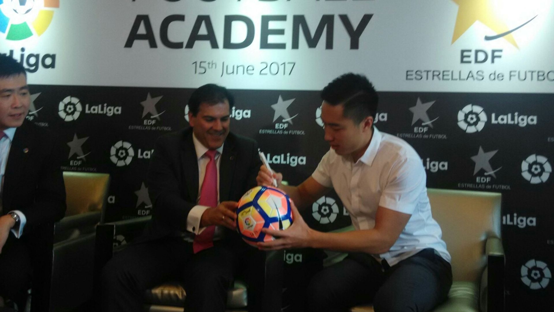 Vicente Casado & Arthur Irawan