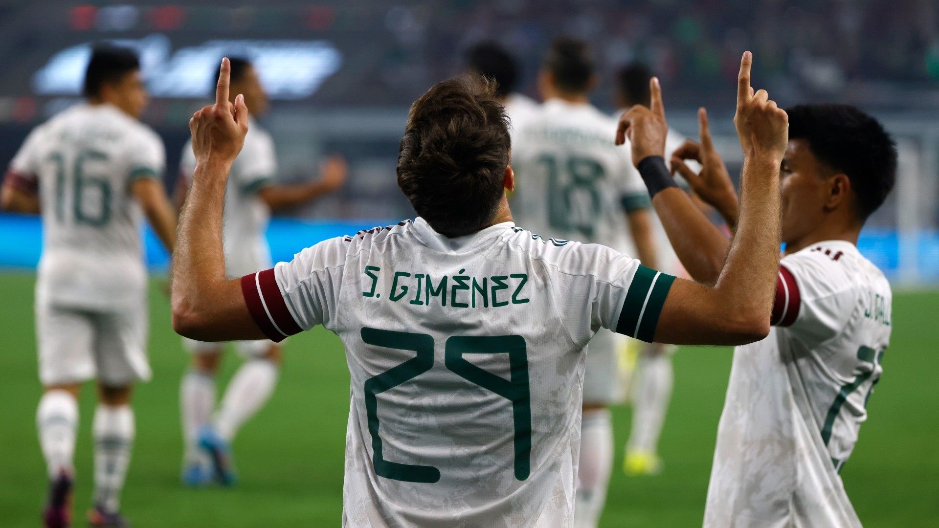 Santiago Giménez México Amistoso 2022