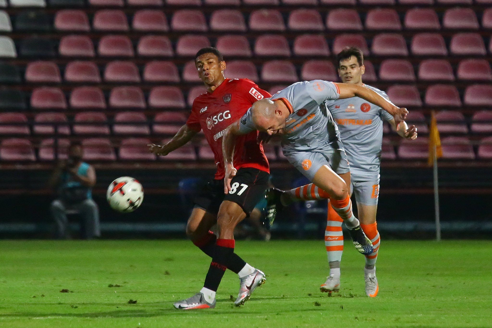 เมืองทองฯ - ปราการ