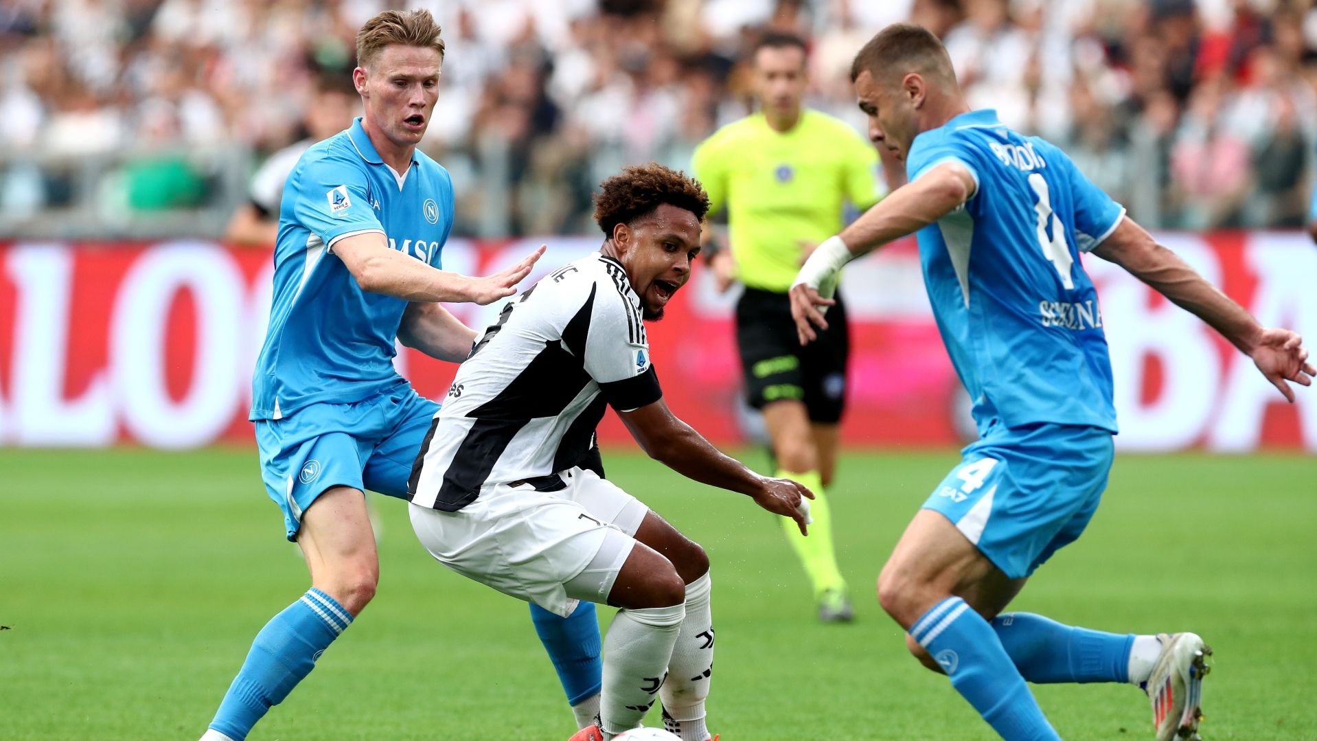 Scott McTominay Juventus Napoli