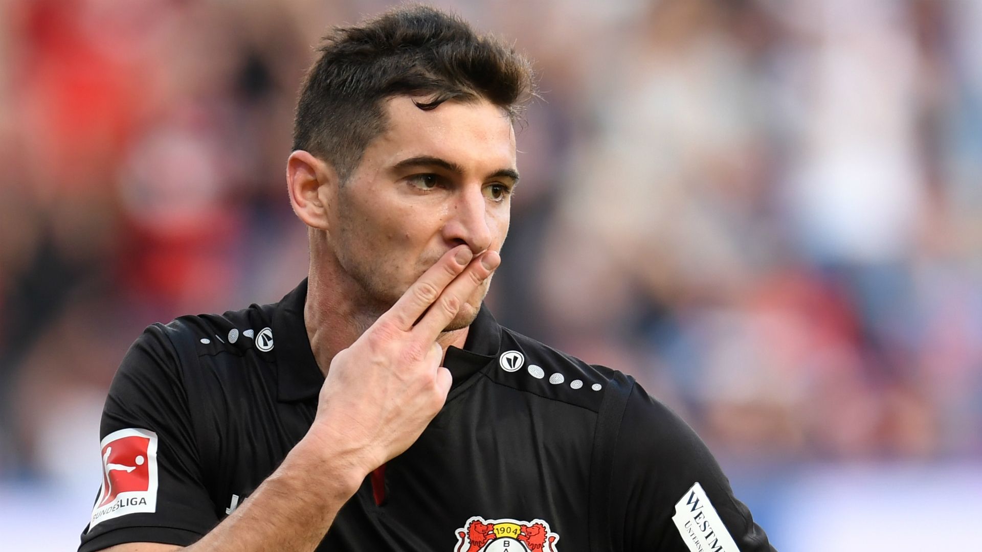 Lucas Alario Bayer Leverkusen