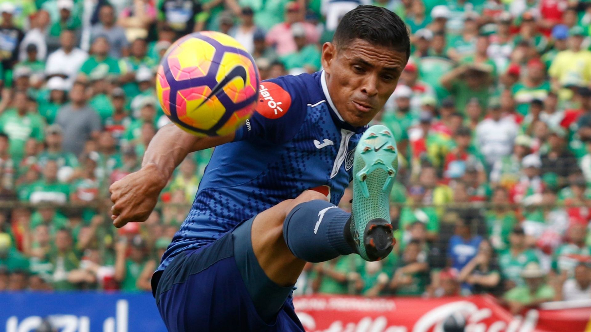 Juan Pablo Montes Marathon v Motagua Honduran Clausura Tournament footbal match 19052018