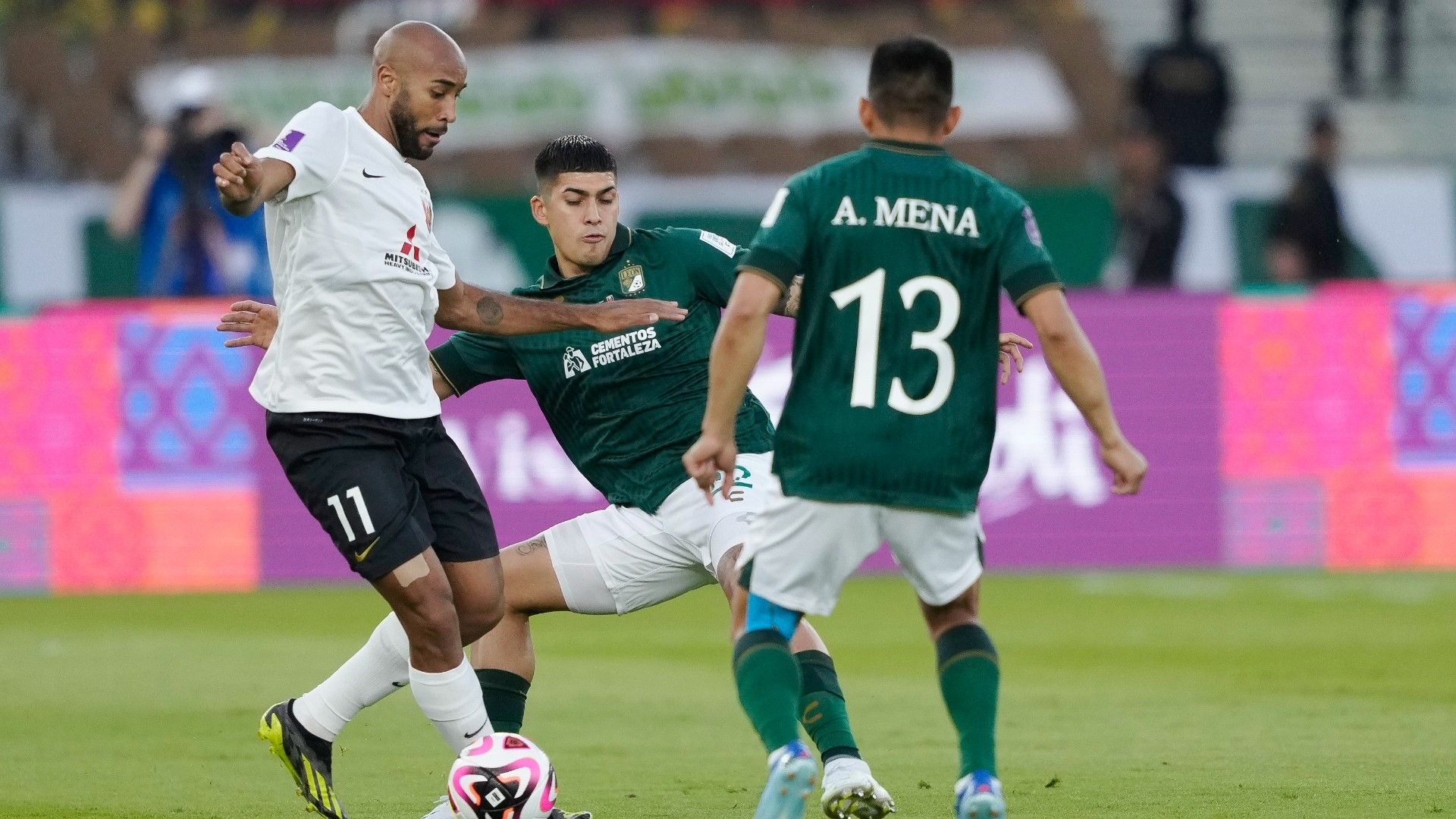 León Urawa Mundial de Clubes