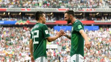 Hirving Lozano Miguel Layún