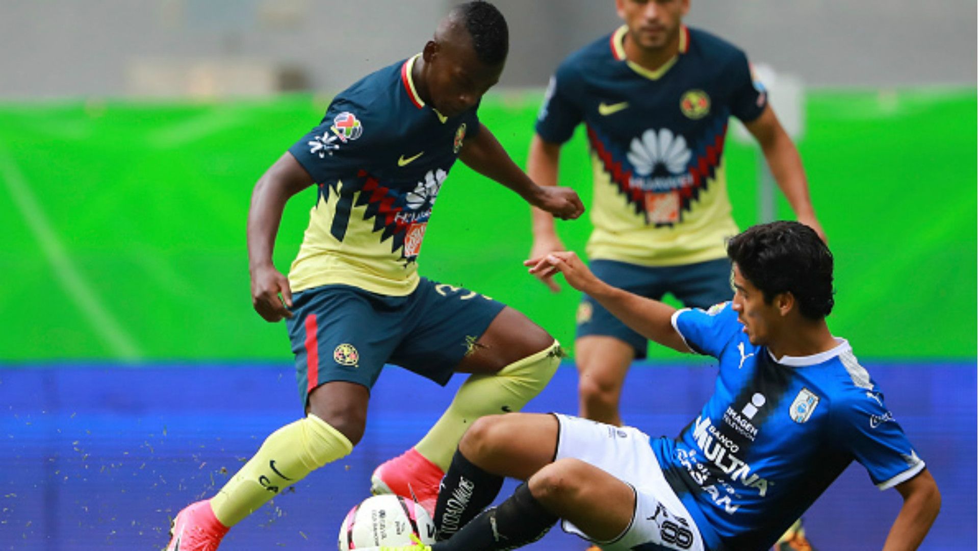 América