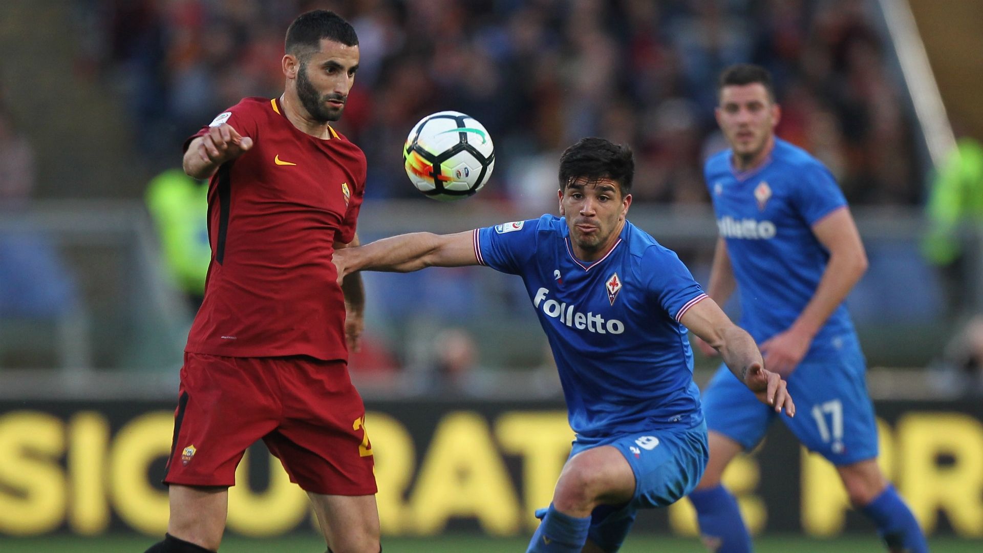 Maxime Gonalons Giovanni Simeone Roma Fiorentina Serie A