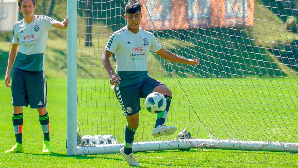 Efraín Álvarez México Sub17