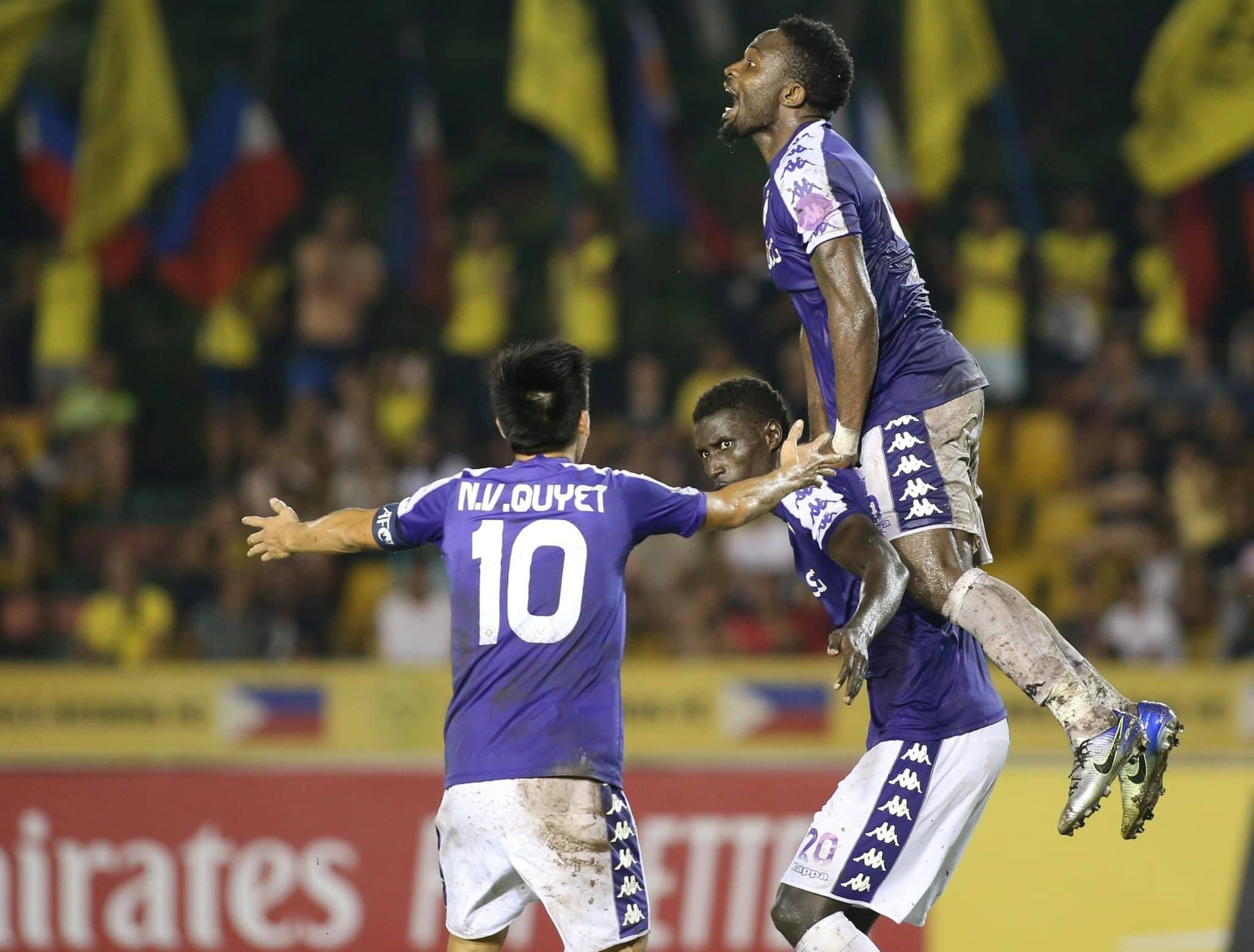 Nguyen Van Quyet, Oseni, Pape Omar Faye Ceres 1-1 Hanoi AFC Cup 2019