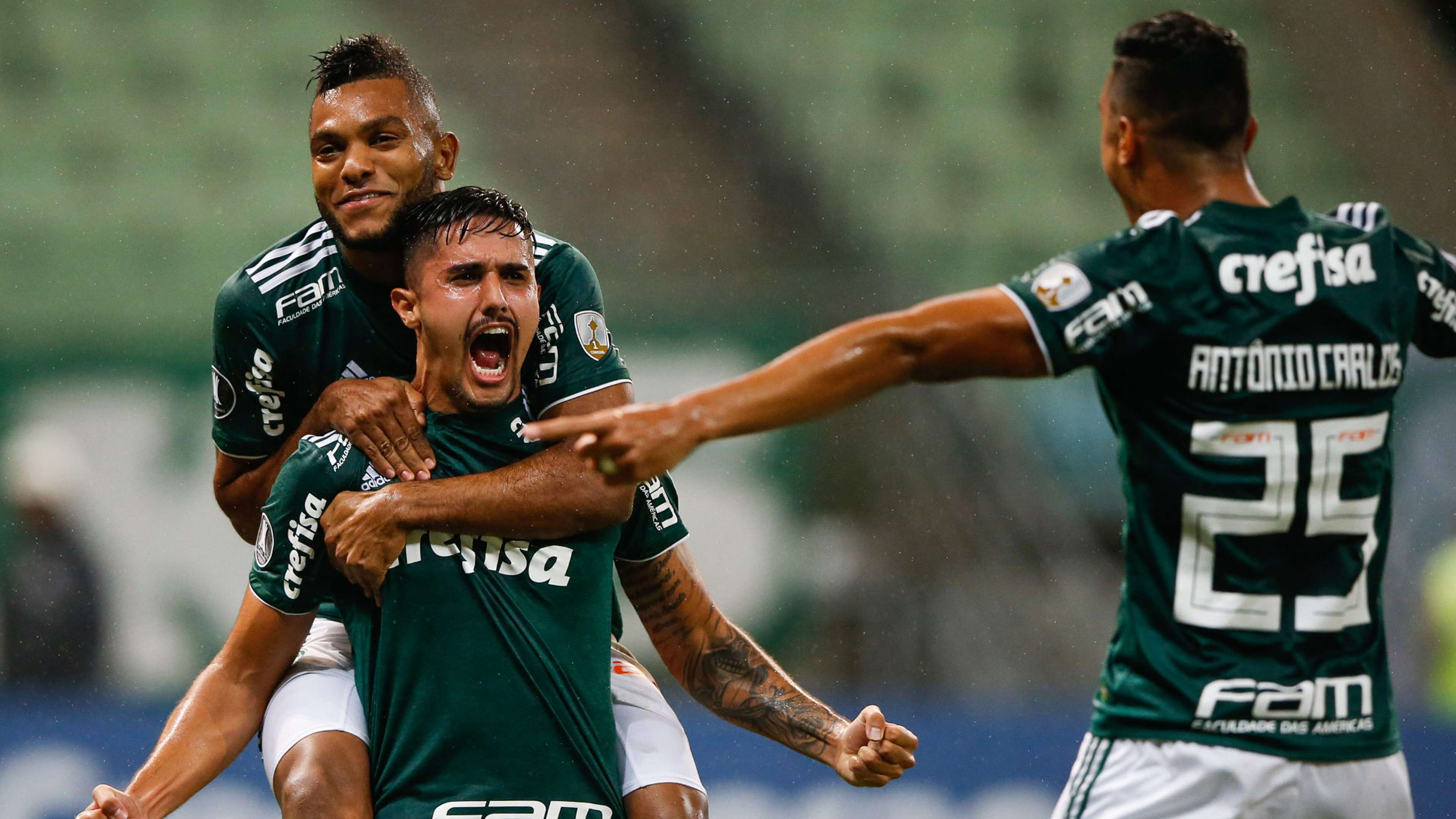Thiago Martins Miguel Borja Palmeiras Alianza Lima 03042018 Copa Libertadores