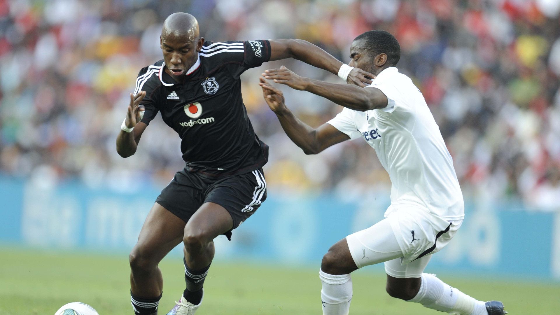 Mark Mayambela, Orlando Pirates & Sebastien Bassong of Tottenham Hotspur, 2011 Vodacom Challenge