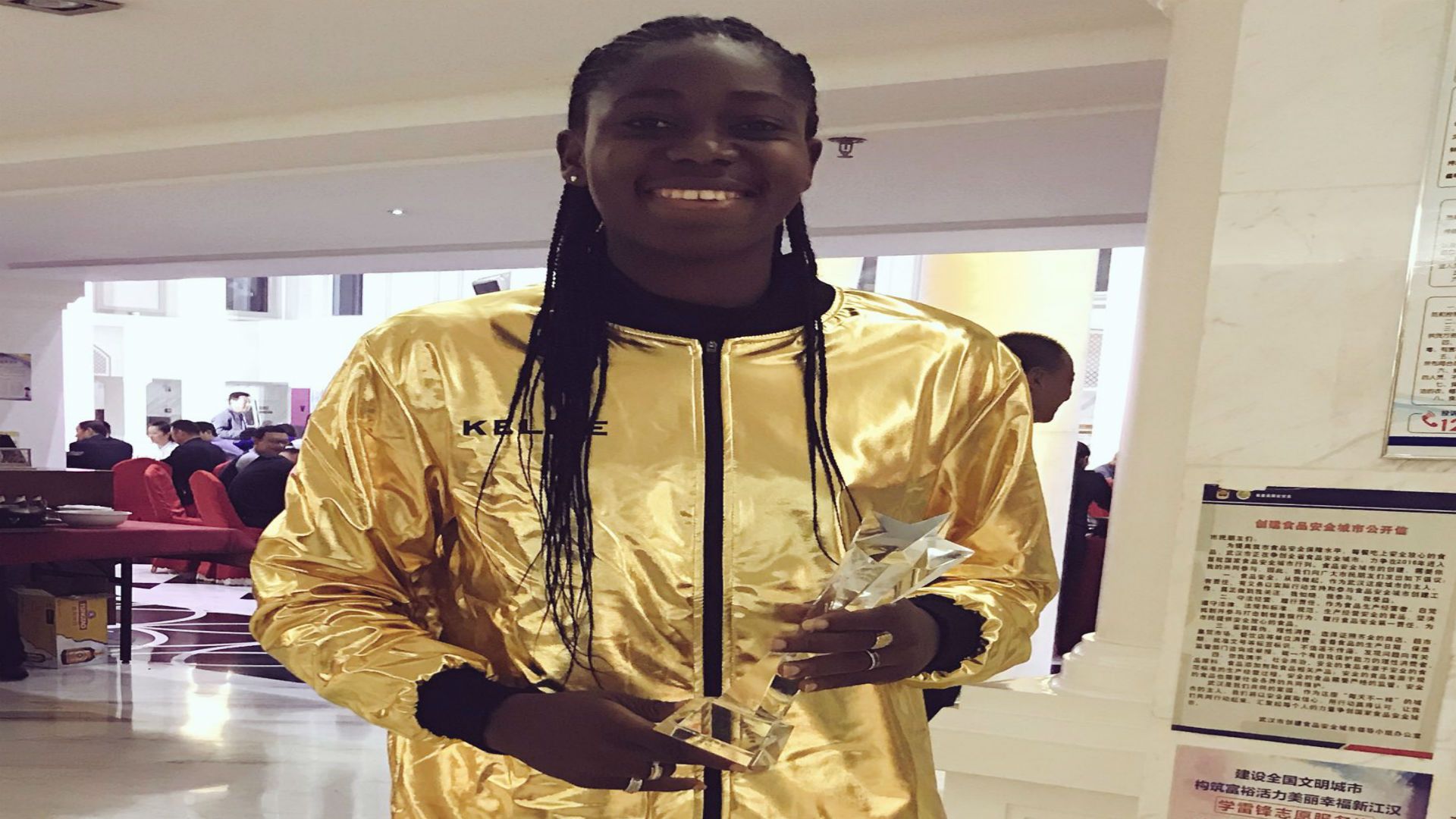 Asisat Oshoala - Dalian Quanjian