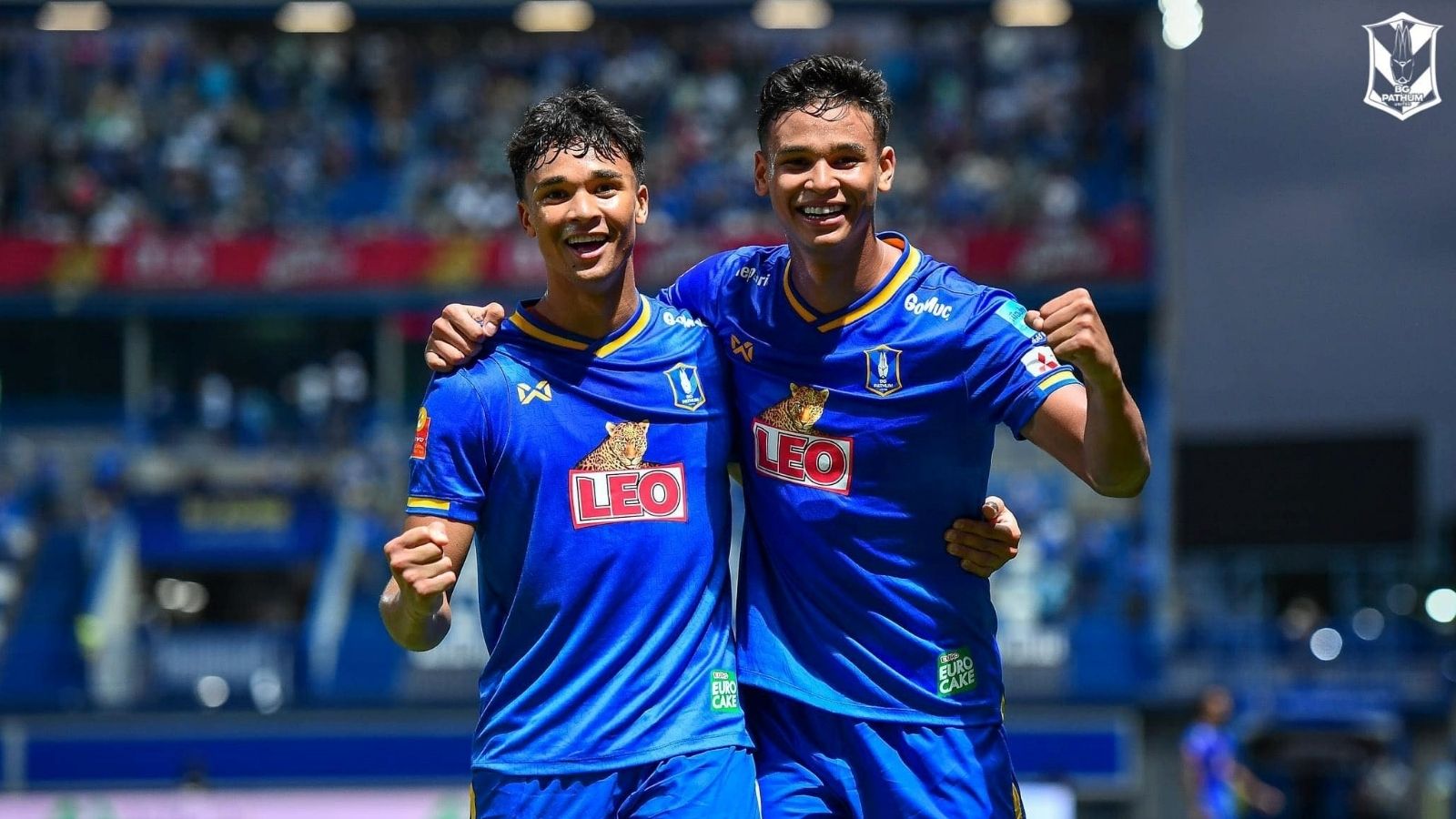 อิรฟาน ฟานดี้ และ อิคห์ซาน ฟานดี้