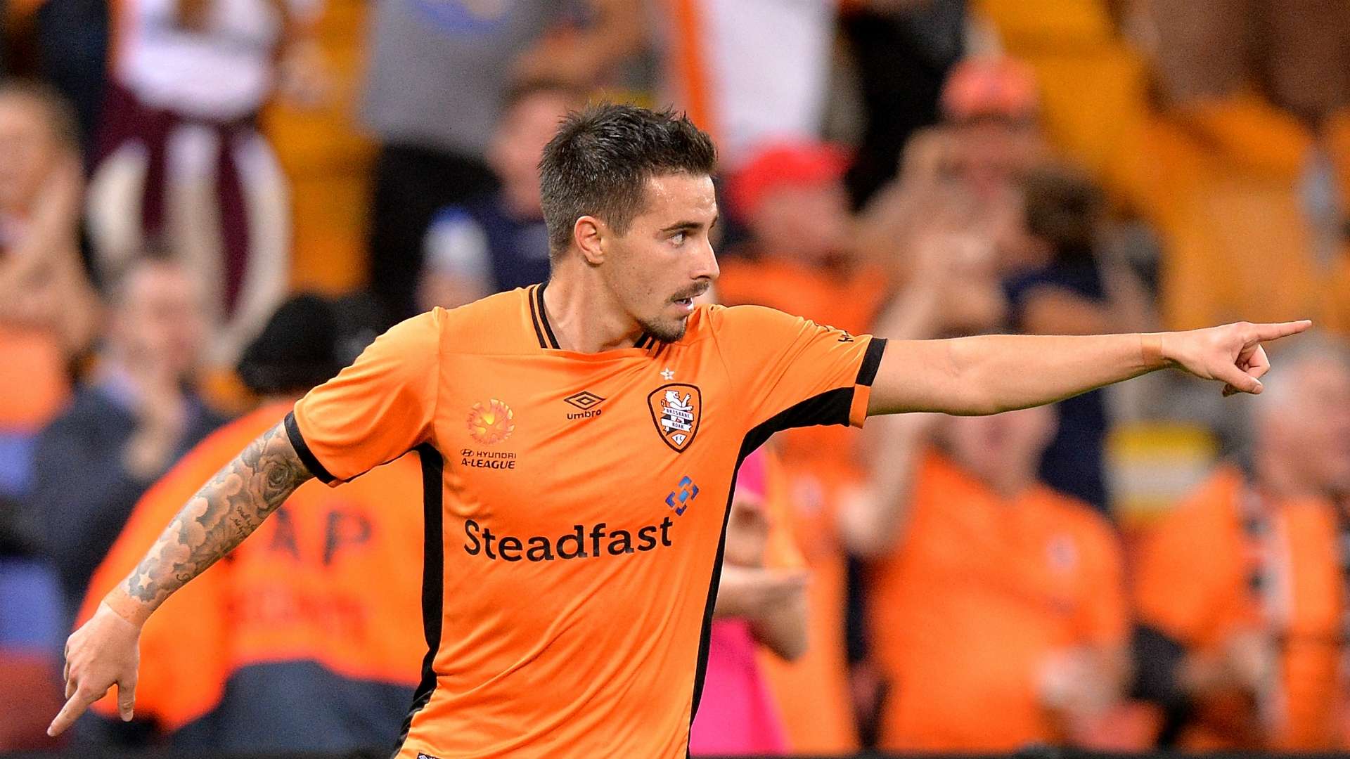 Jamie Maclaren Brisbane Roar v Western Sydney Wanderers A-League 21042017