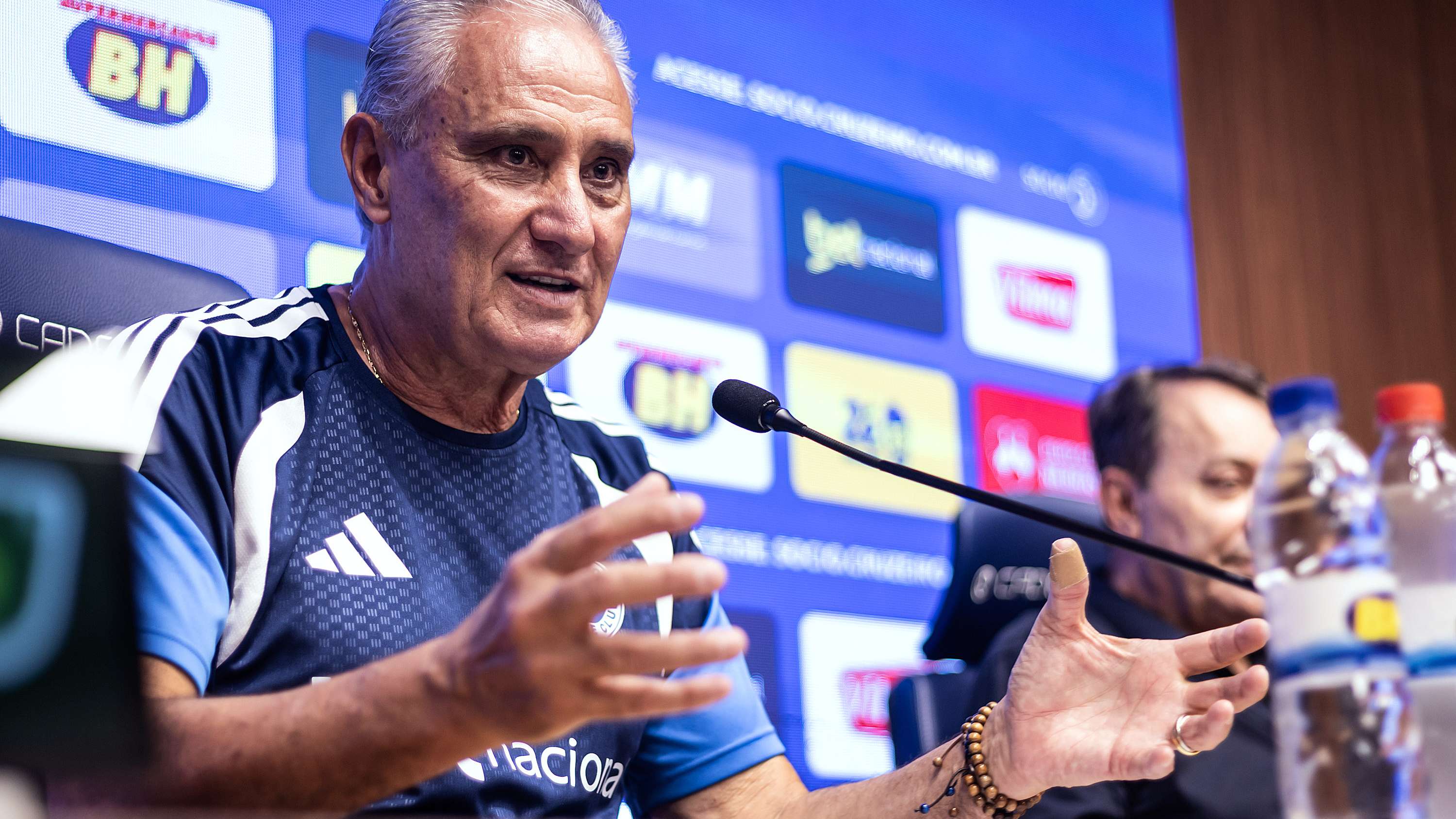 Tite Cruzeiro apresentação 2025
