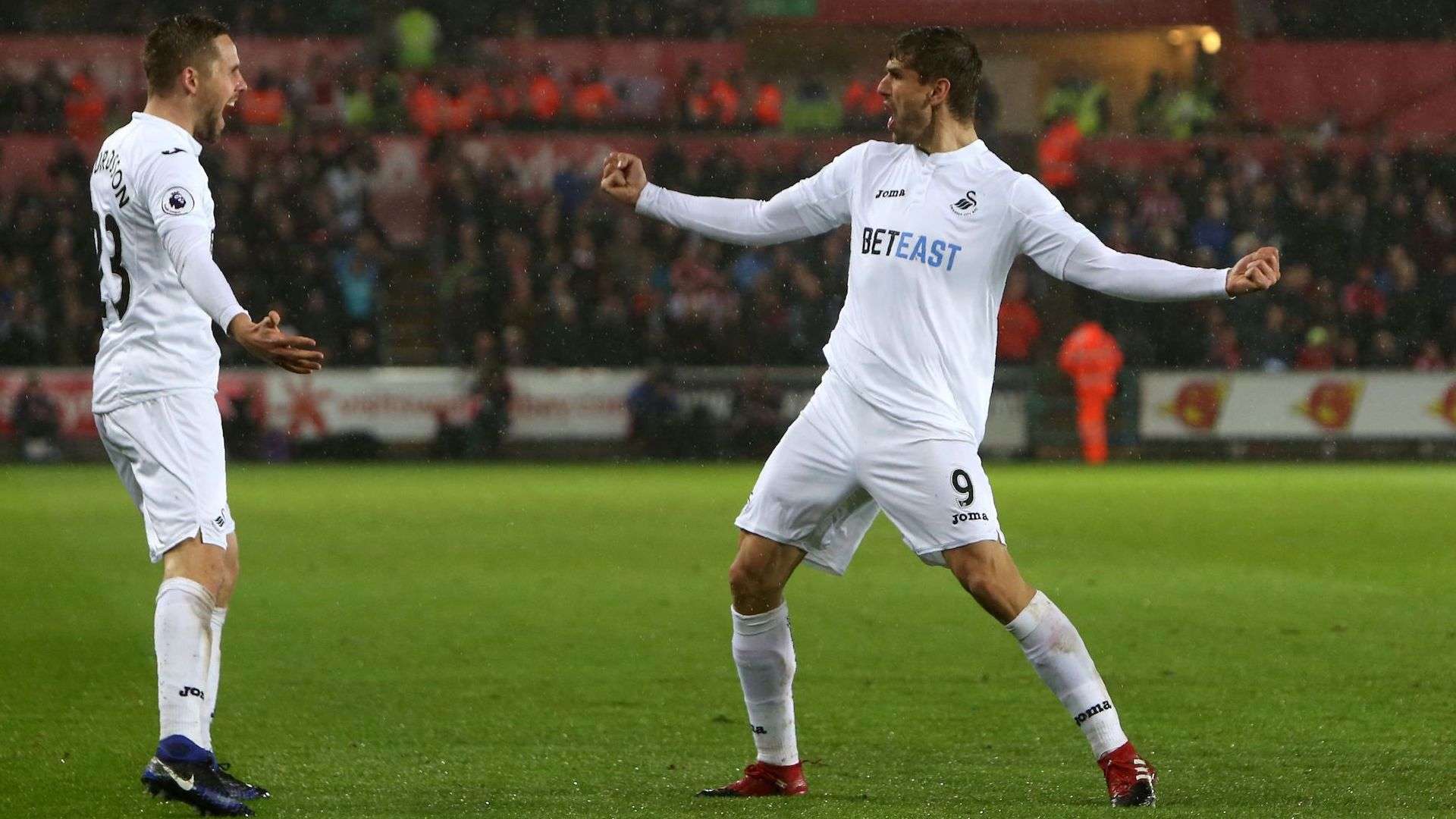 Gylfi Sigurdsson & Fernando Llorente
