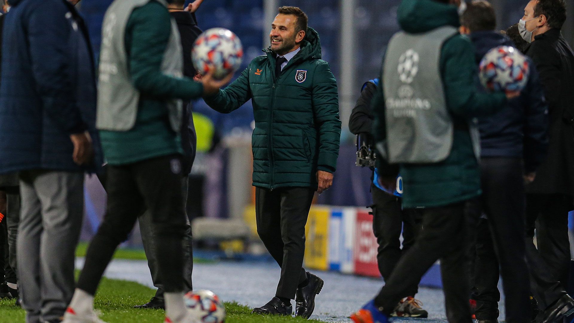 Okan Buruk Basaksehir 11042020