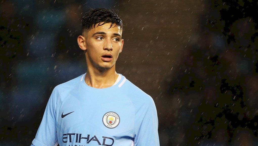 Nabil Touaizi Manchester City
