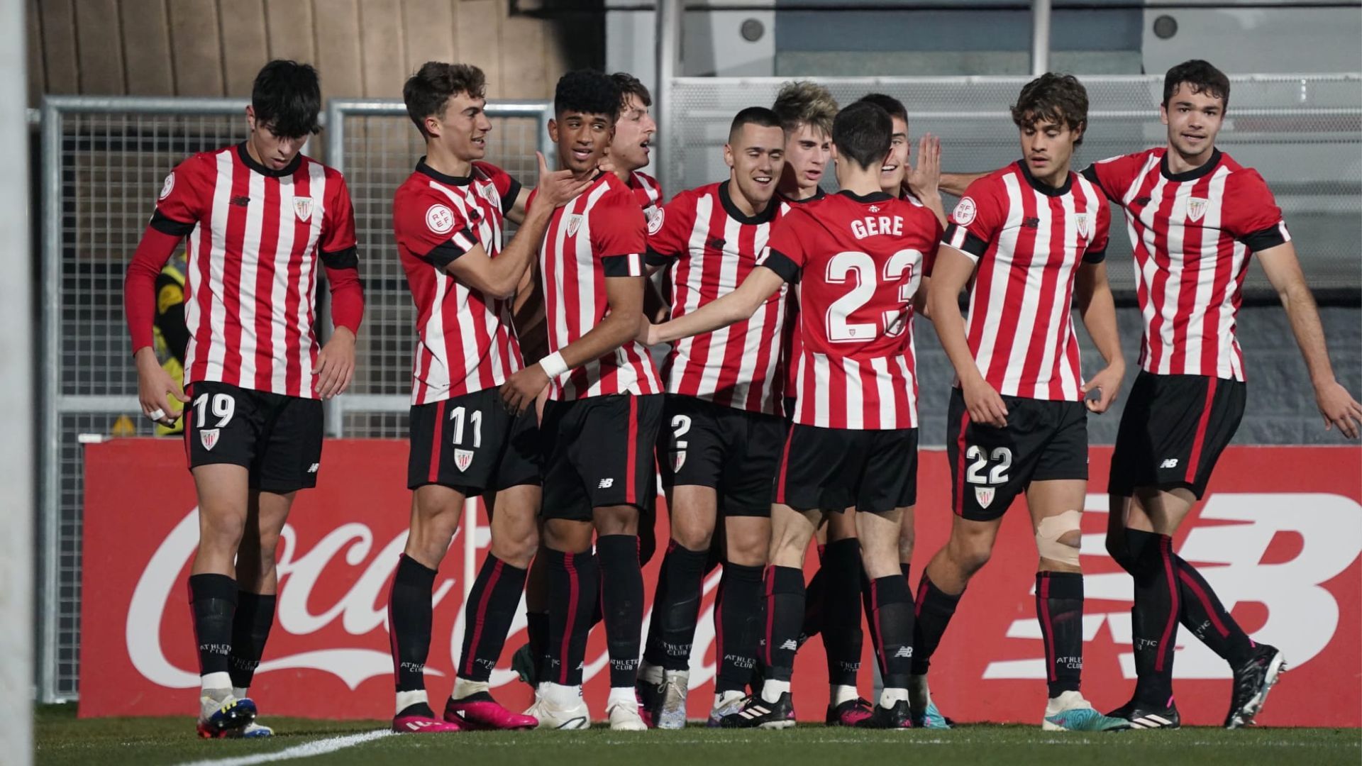 El resumen del Bilbao Athletic vs. Barça B de Primera RFEF 2022-2023 ...