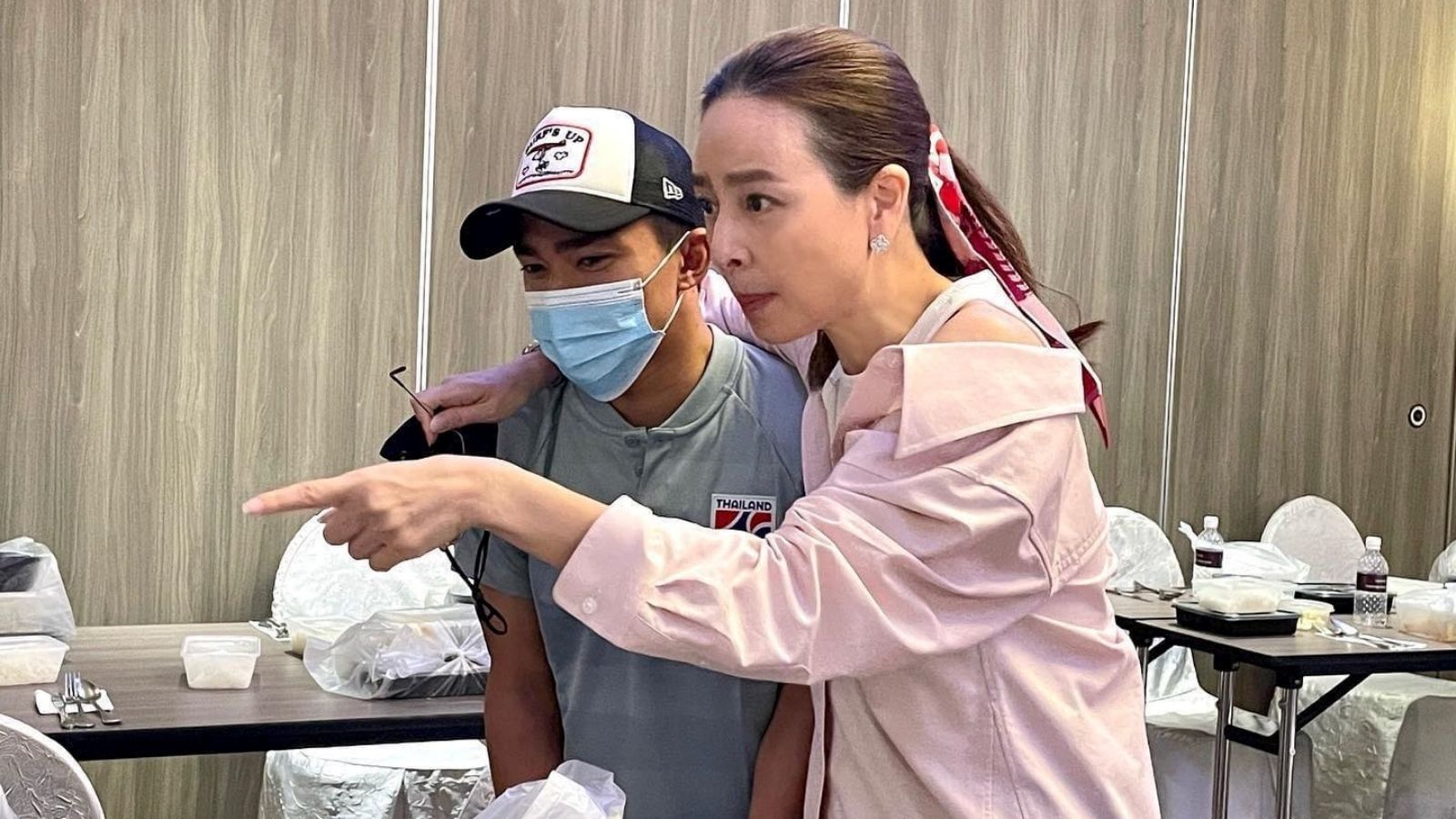 นวลพรรณ ล่ำซำ