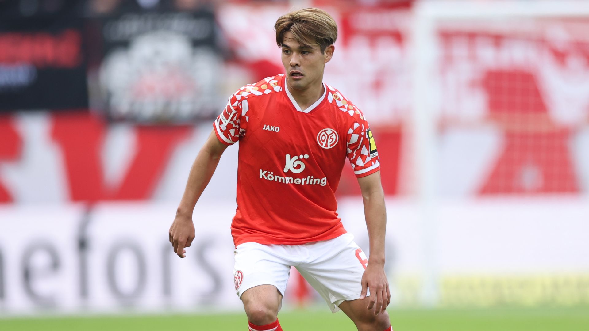 最終価格　FSV Mainz 05 サッカーシャツ XL 佐野海舟 佐野海舟、現地メディアに初対応…マインツでのスタートを語る